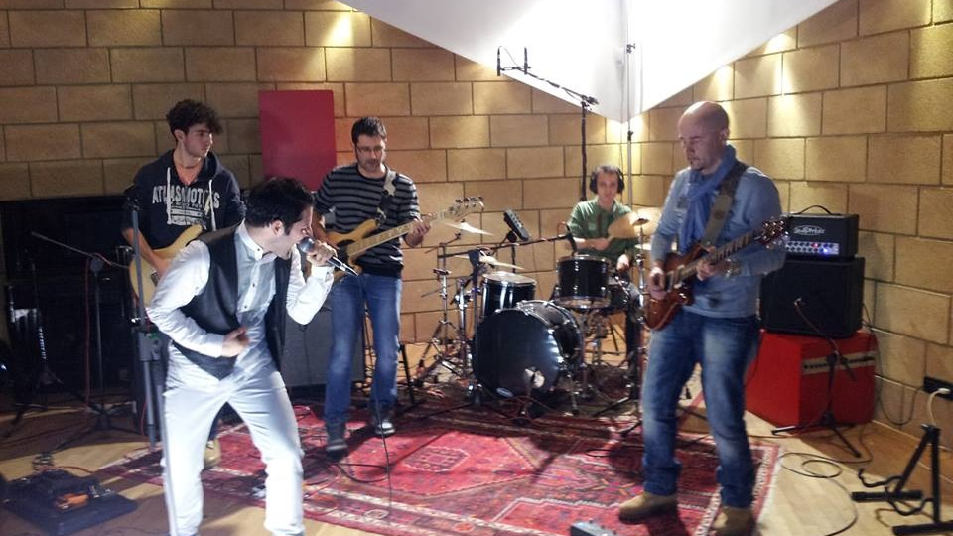 Piacenza di no(t)te: stasera all'Elfo suonano gli Amperehead