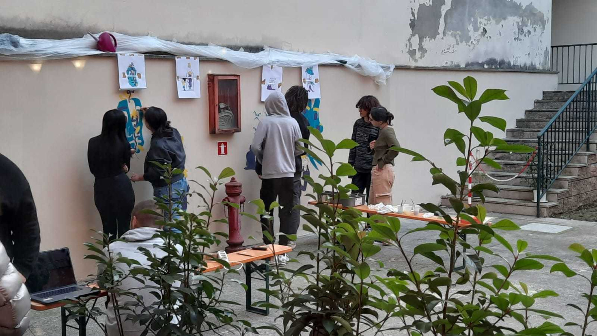 Pensieri e idee sulla famiglia: ecco il nuovo murales dei giovani a Castel San Giovanni