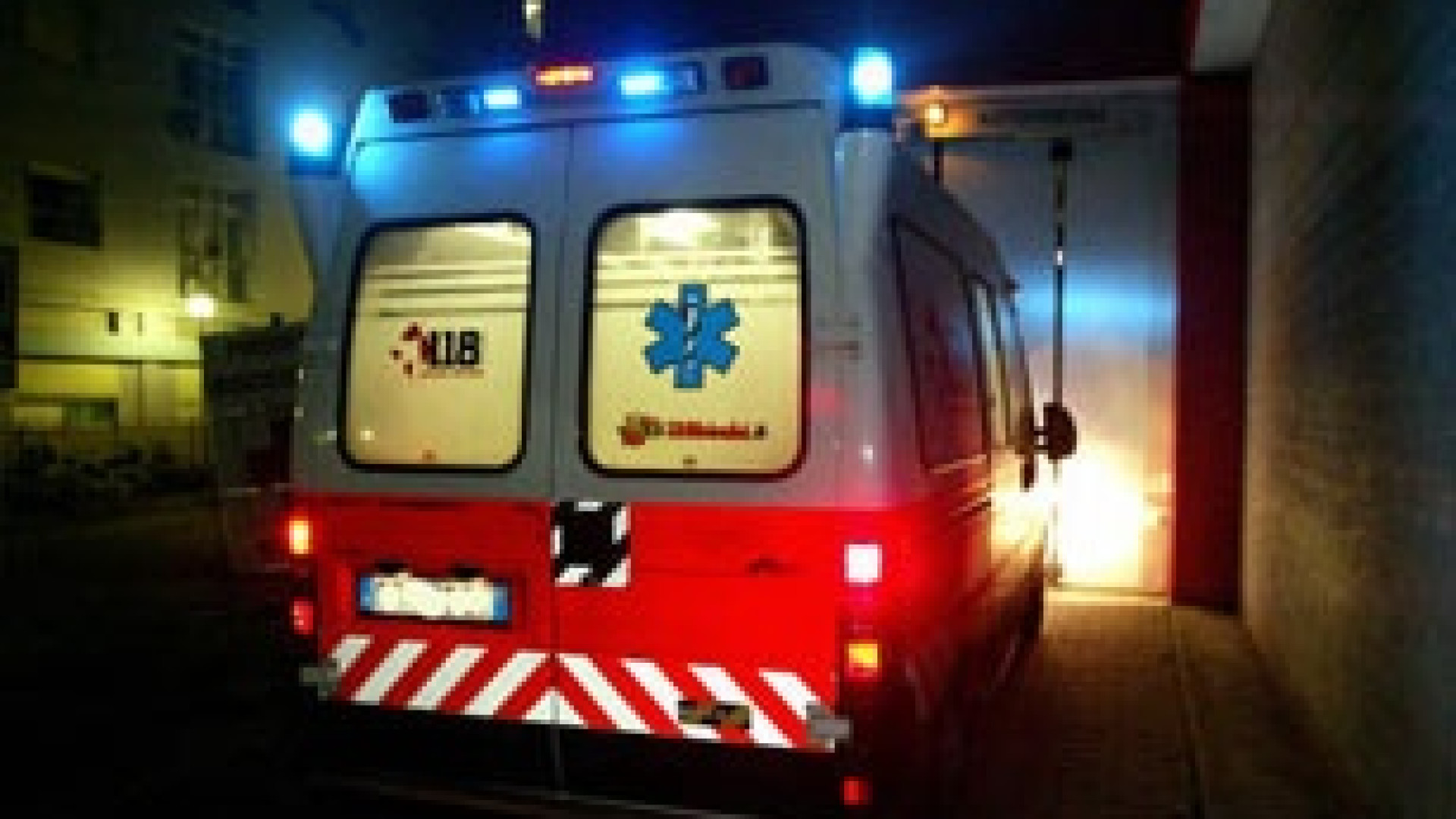 Via Roma, ancora problemi. Straniero sanguinante: "Bastonato per una giacca"