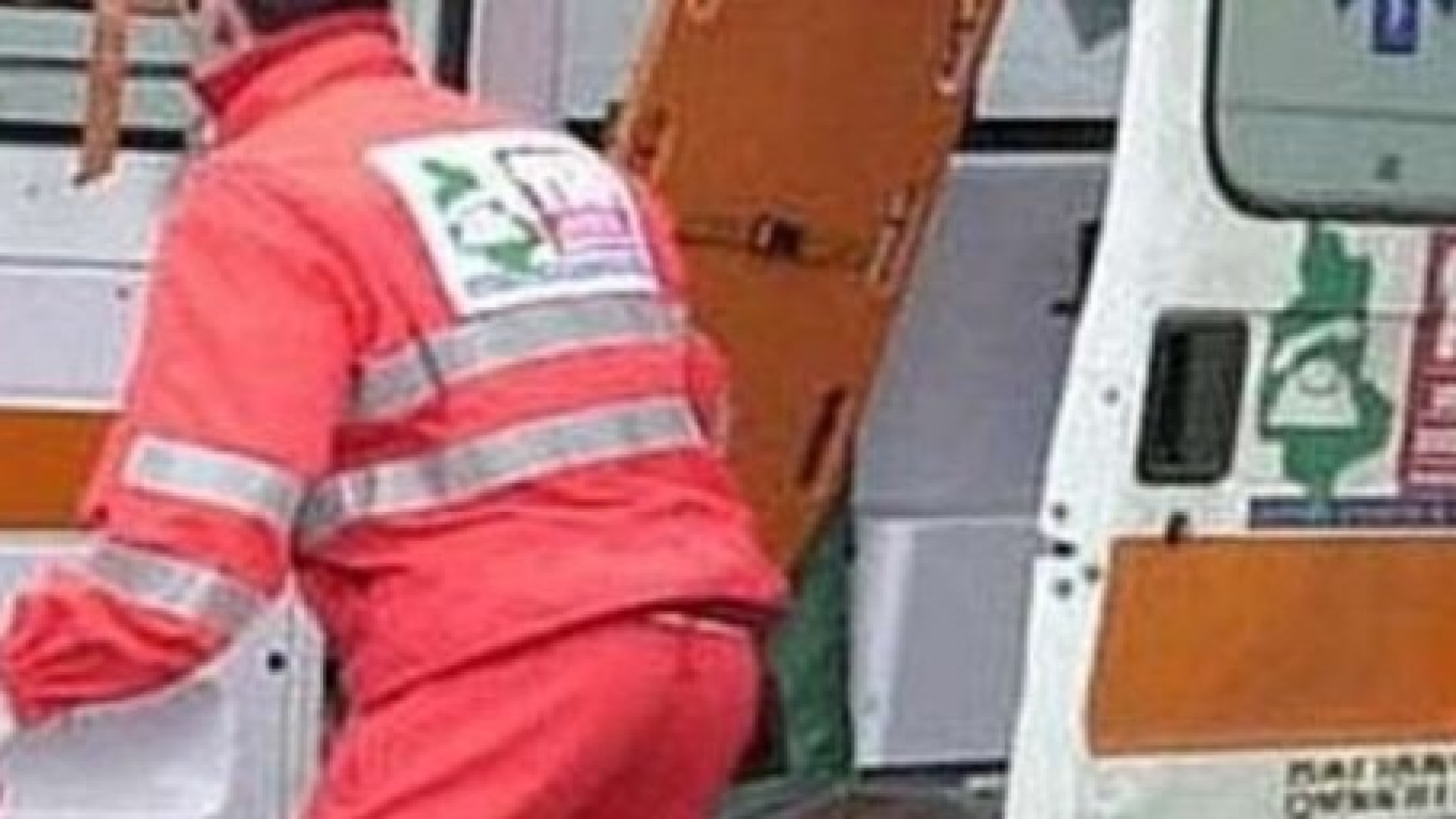 Castelvetro, tragedia all'alba: auto ribaltata, un morto e due feriti