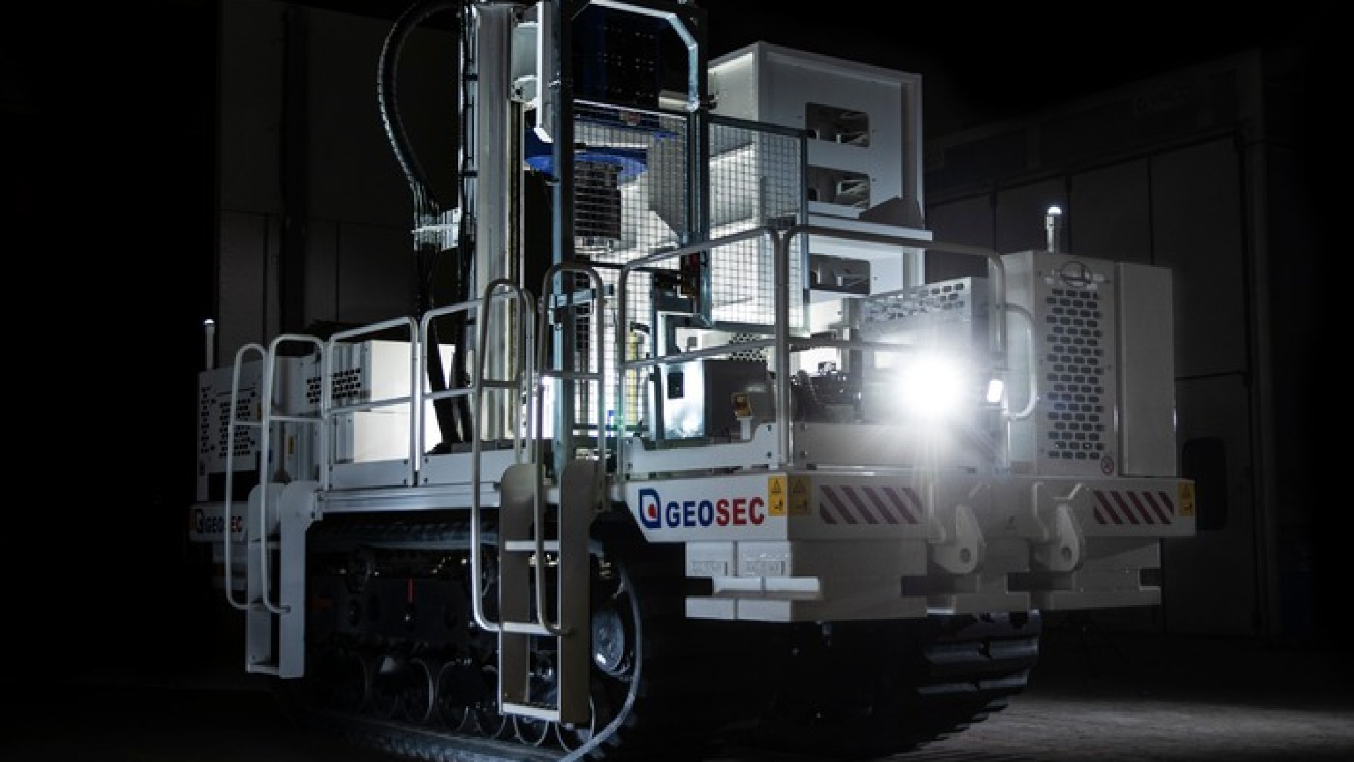 GEOSEC ROBOPILE: il macchinario semi automatizzato che posa fino a 80 micropali al giorno