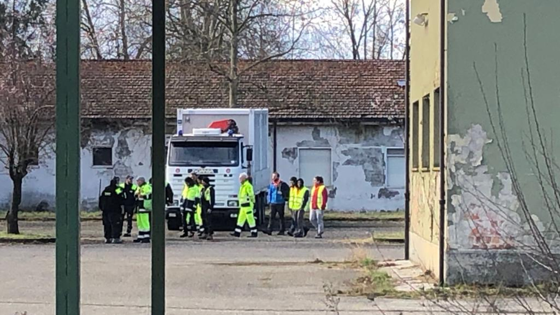 Base di San Polo, la Protezione civile al lavoro per il centro di quarantena