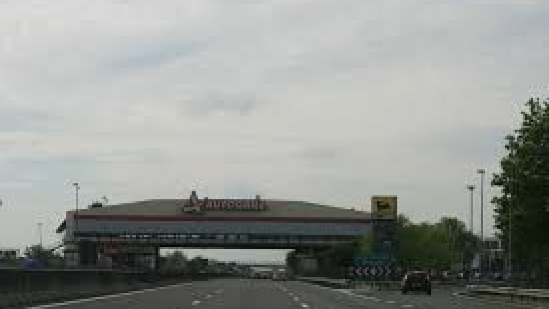 Autogrill di Fiorenzuola, maxi-furto da 70mila euro