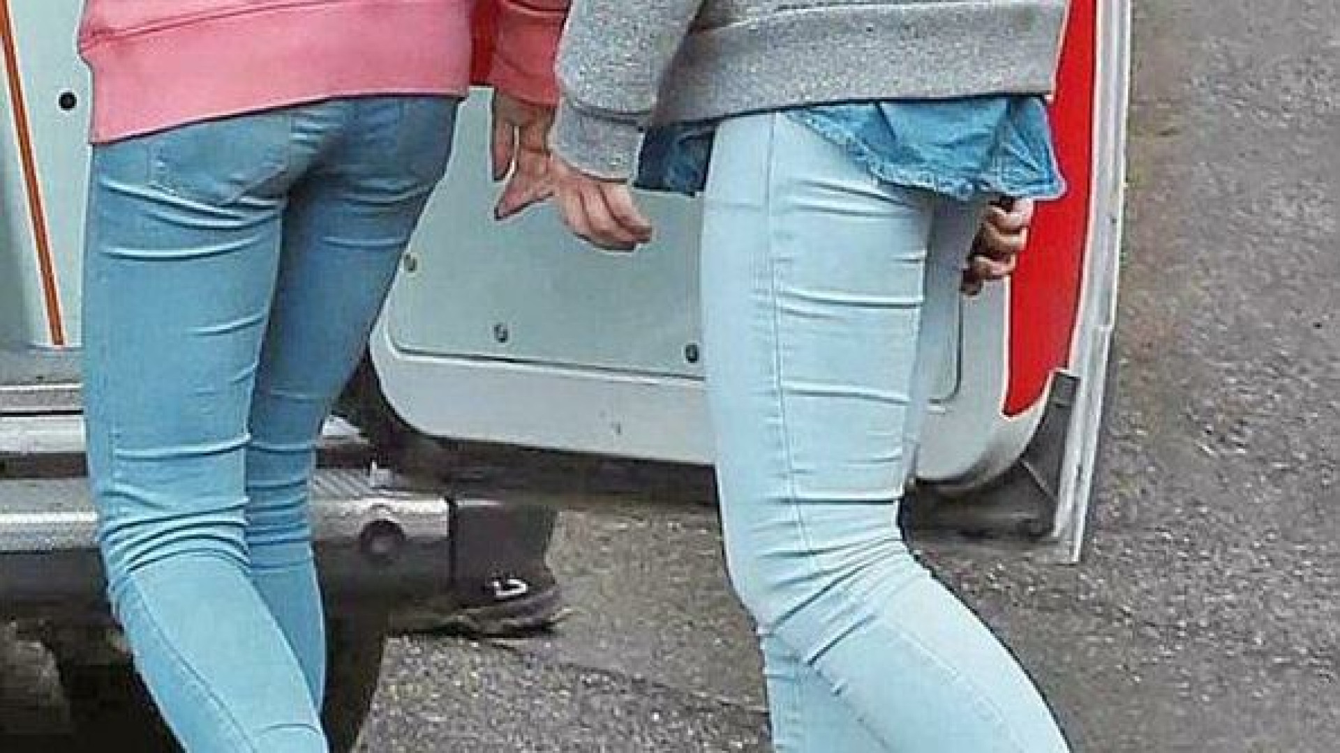 Ragazzine scappano di casa: ritrovate di notte dai carabinieri