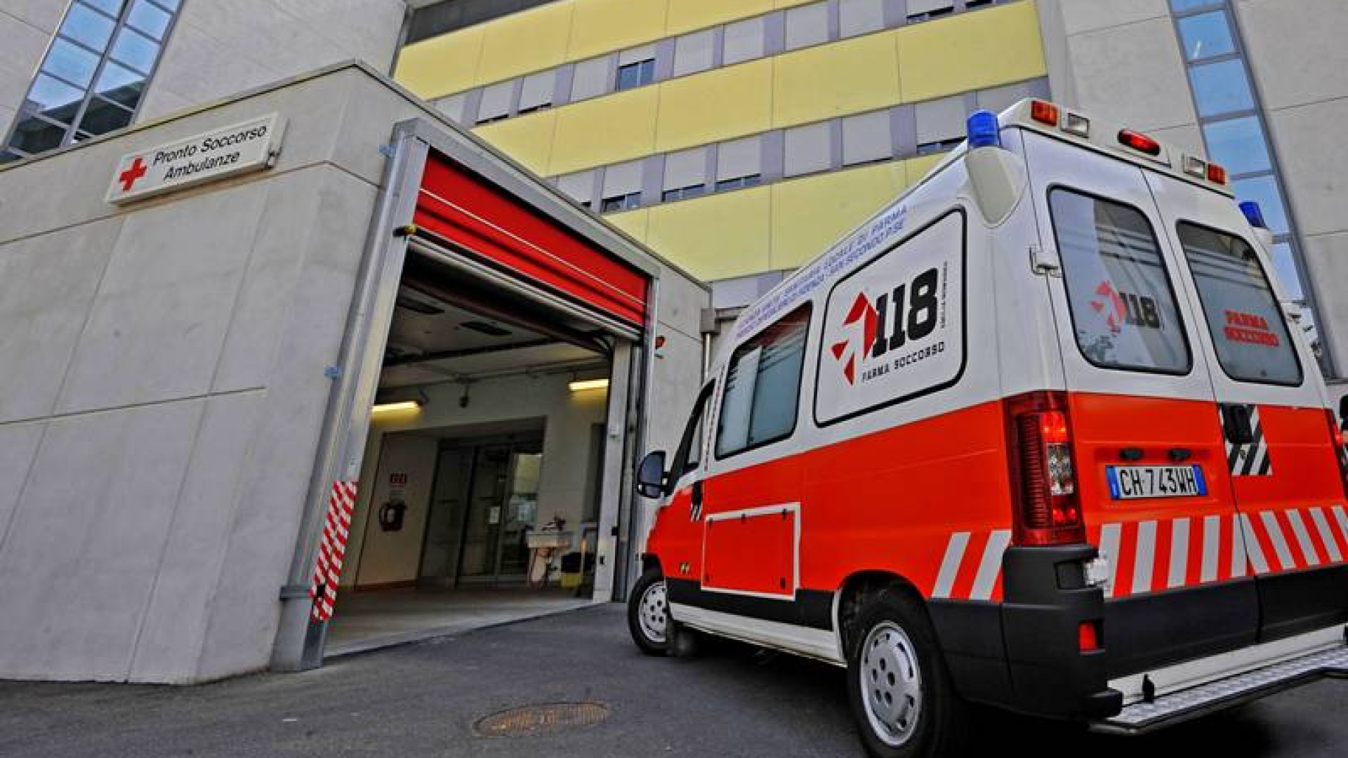Malore in casa: 36enne trovato senza vita. Lascia due bambini
