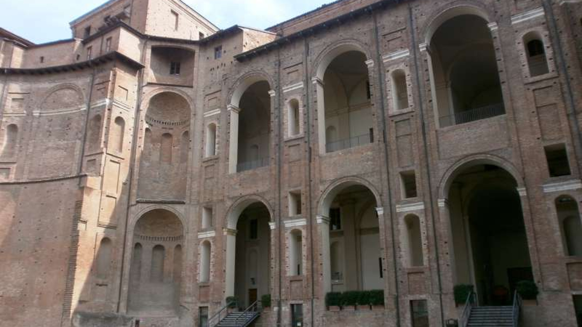 Festa di Ognissanti, chiusi i Musei civici e il museo di Storia naturale