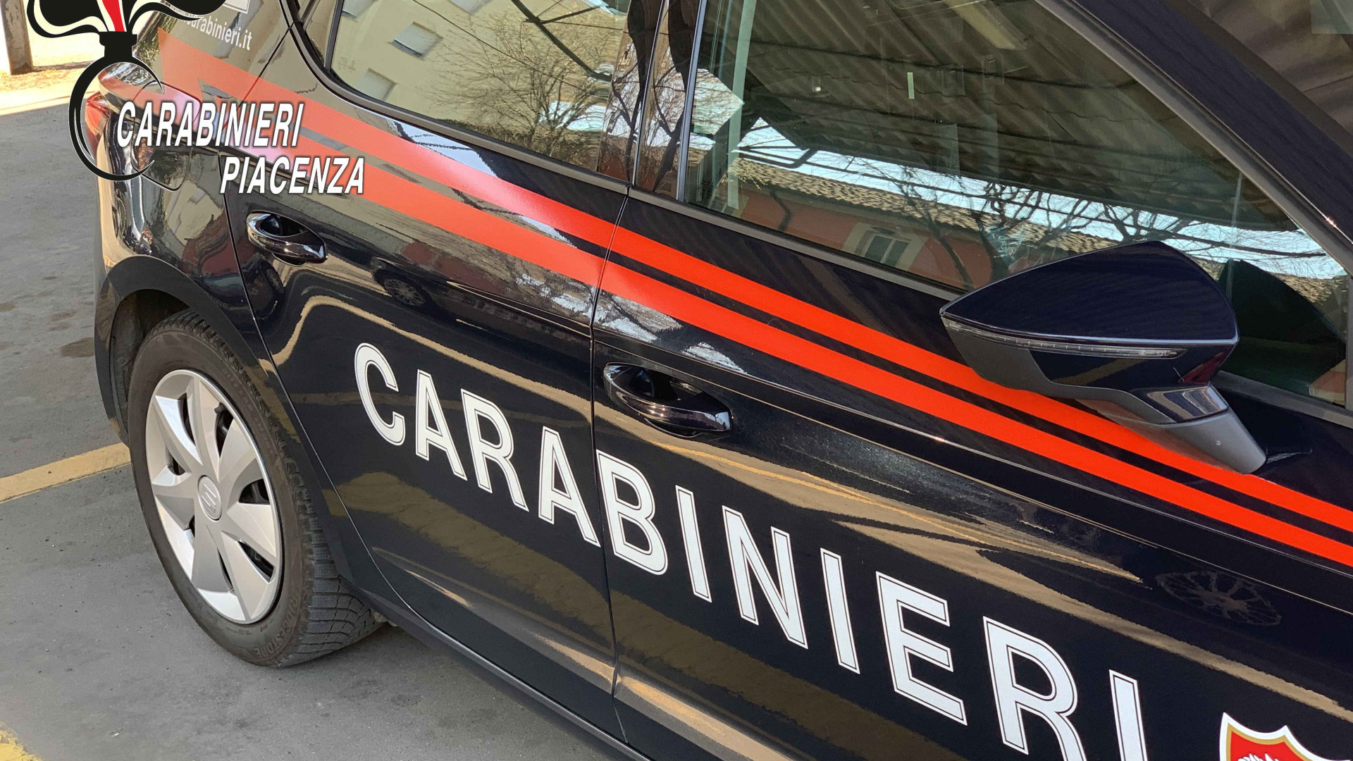 La "banda della Golf" aveva colpito anche nel Piacentino. Due fratelli in manette