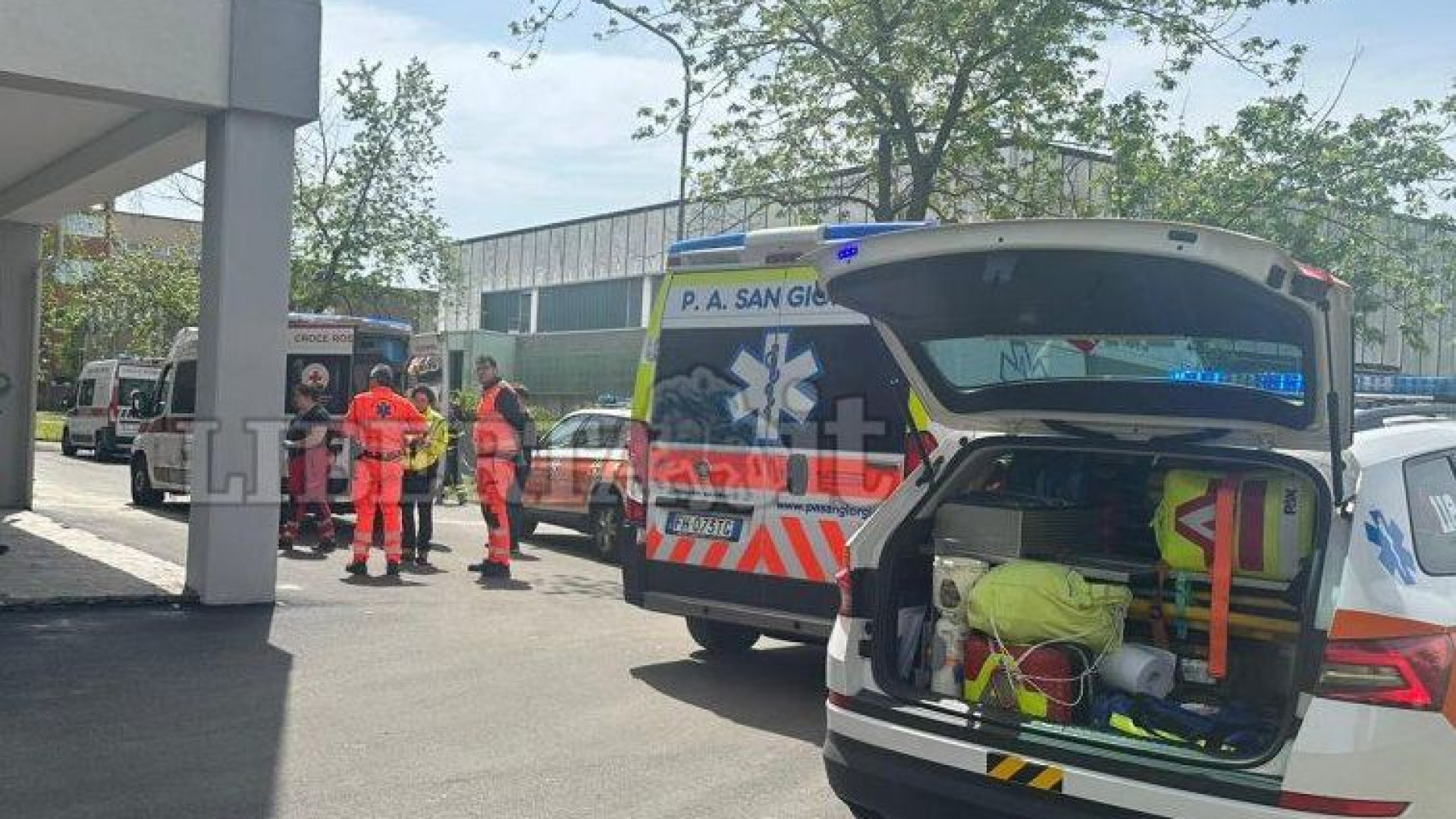Svenimenti e nausea: dopo il laboratorio di cucina nove studenti in ospedale