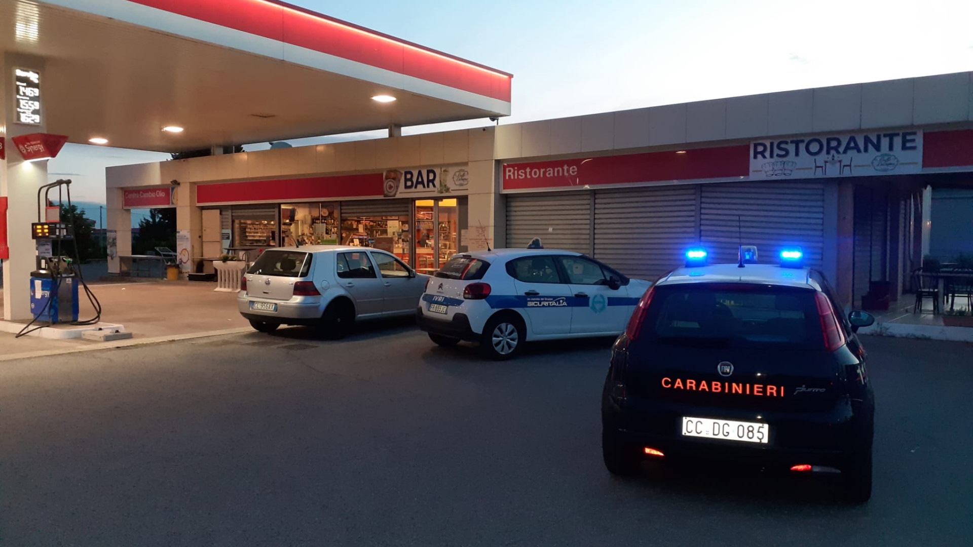 Distributore nel mirino dei ladri, il colpo salta grazie a Sicuritalia Ivri e carabinieri