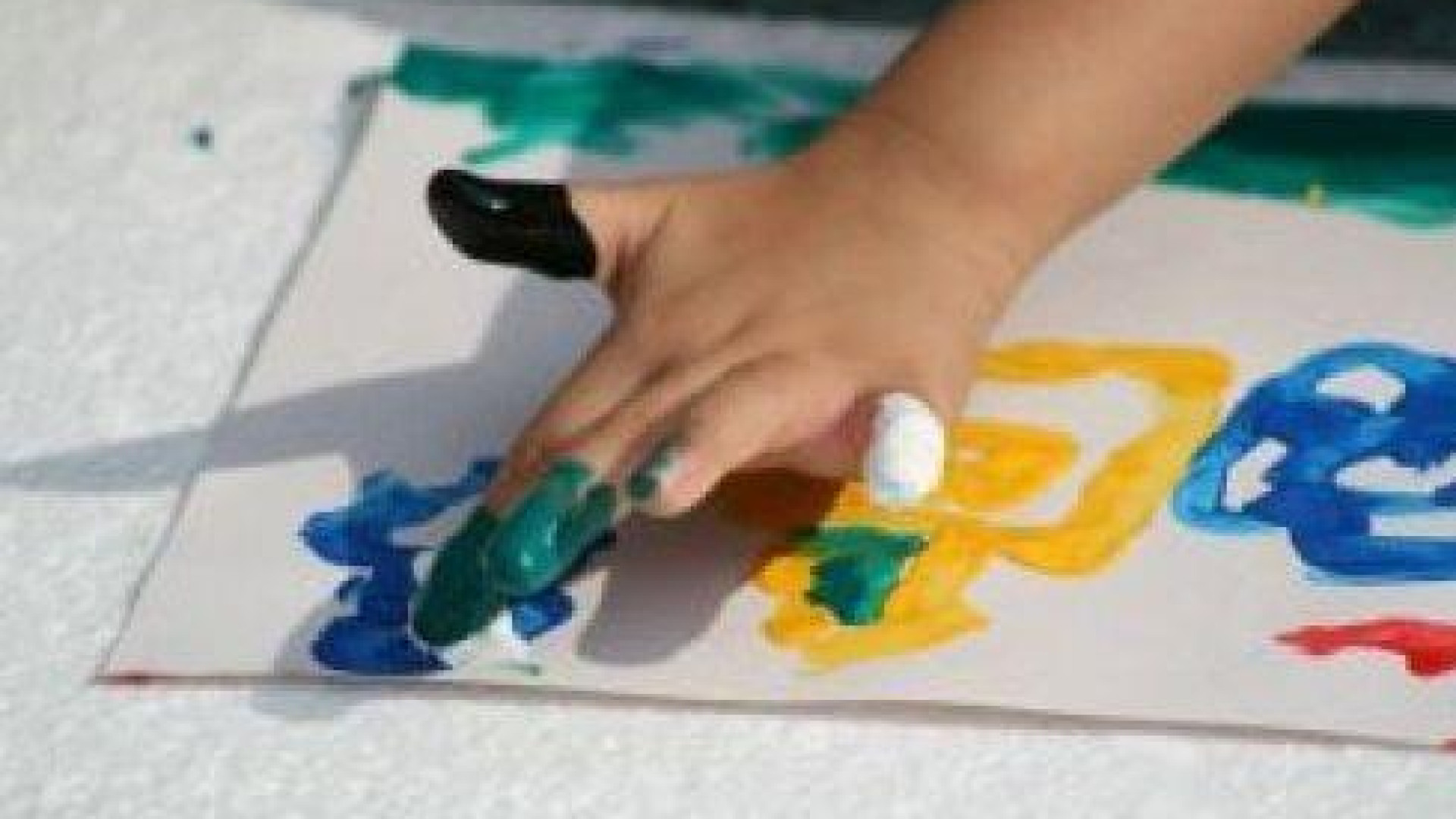 A 5 anni malata di leucemia. Servono giochi per lei e altri bimbi