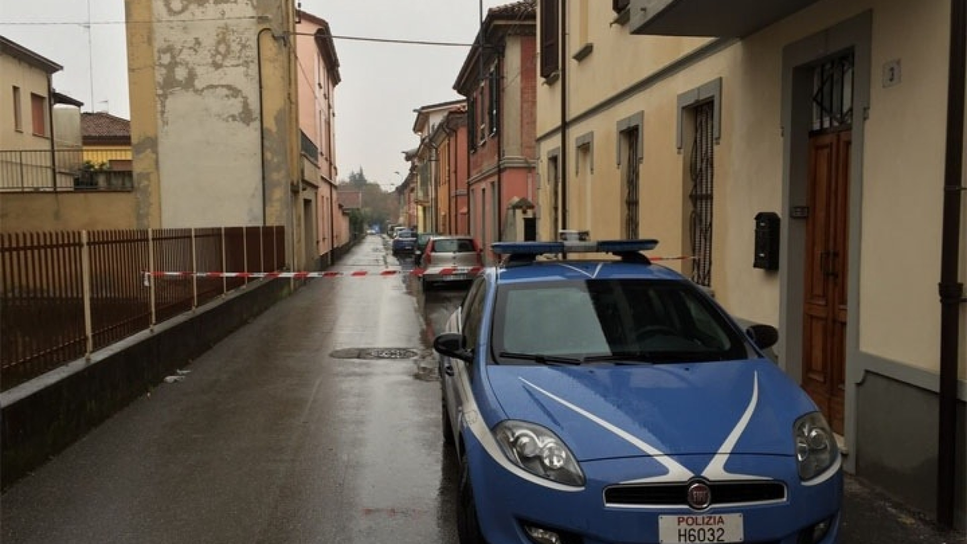 Lotta per la vita il 90enne pestato dalla badante che ora non parla