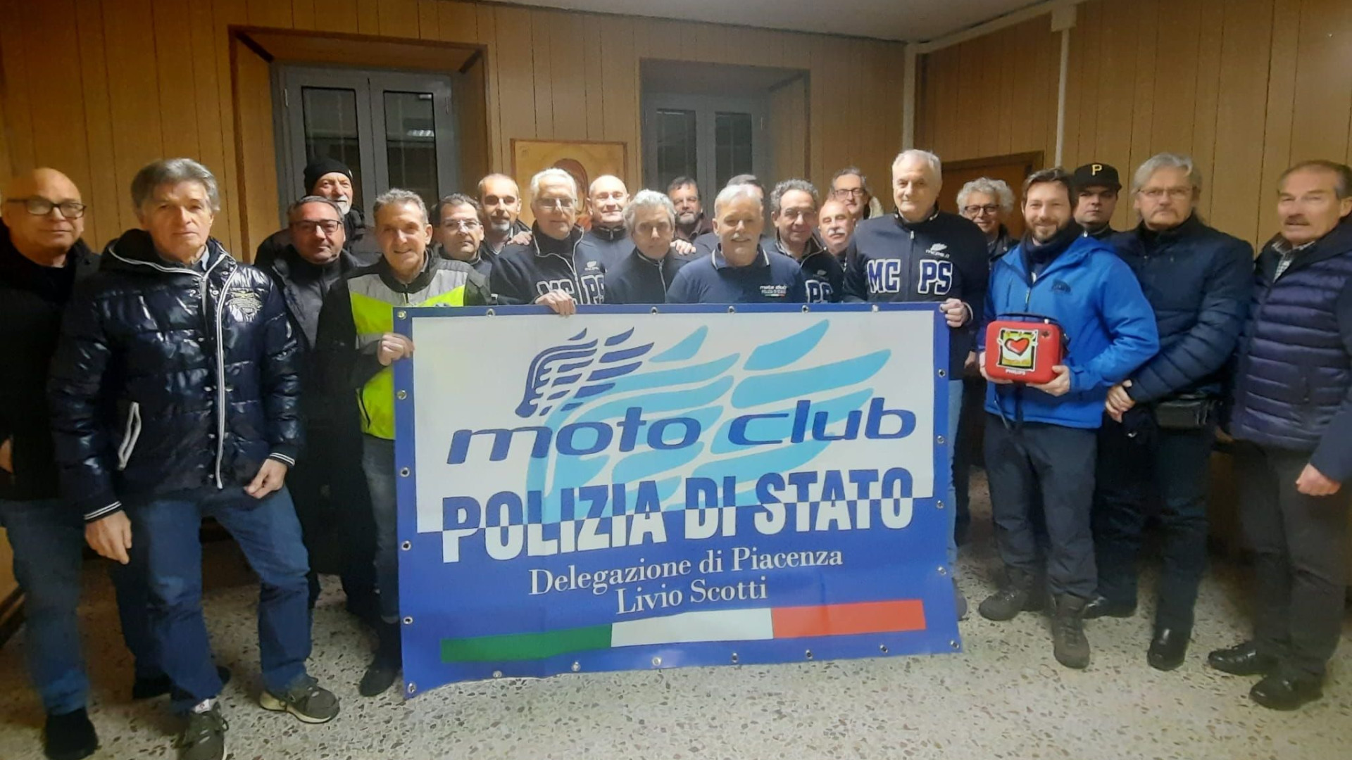 Motoclub polizia di Stato “Livio Scotti”, defibrillatore e app a bordo della dueruote