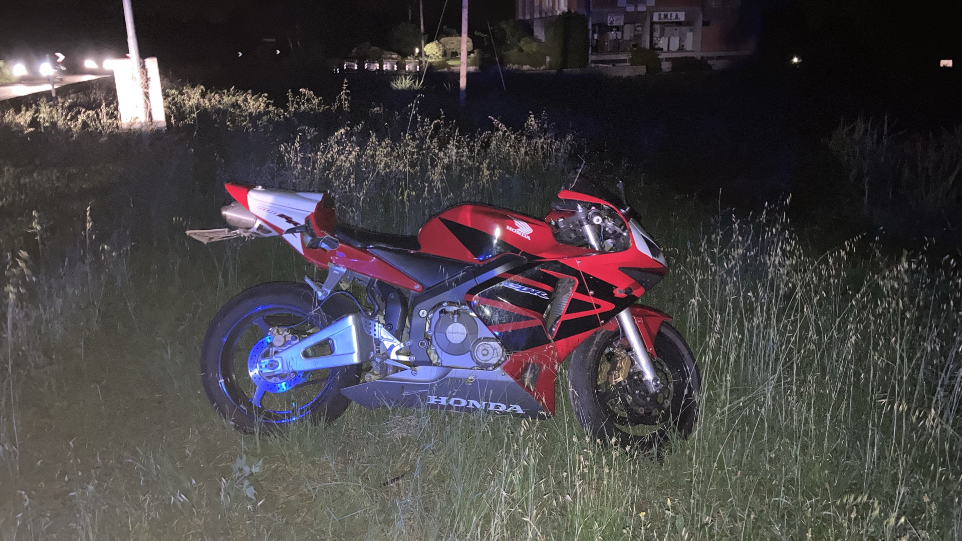 Ancora un centauro a terra: gravissimo un uomo schiantatosi nella notte a Trevozzo