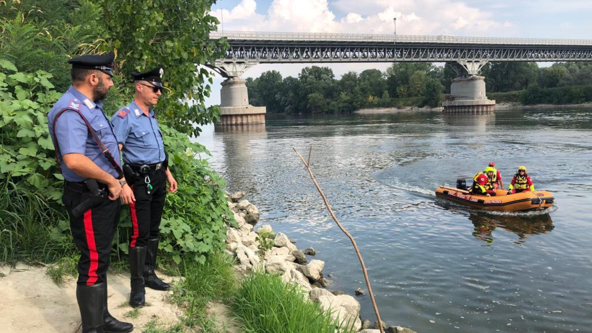 Emanuela, scomparsa da tre mesi: riprendono le ricerche in acqua