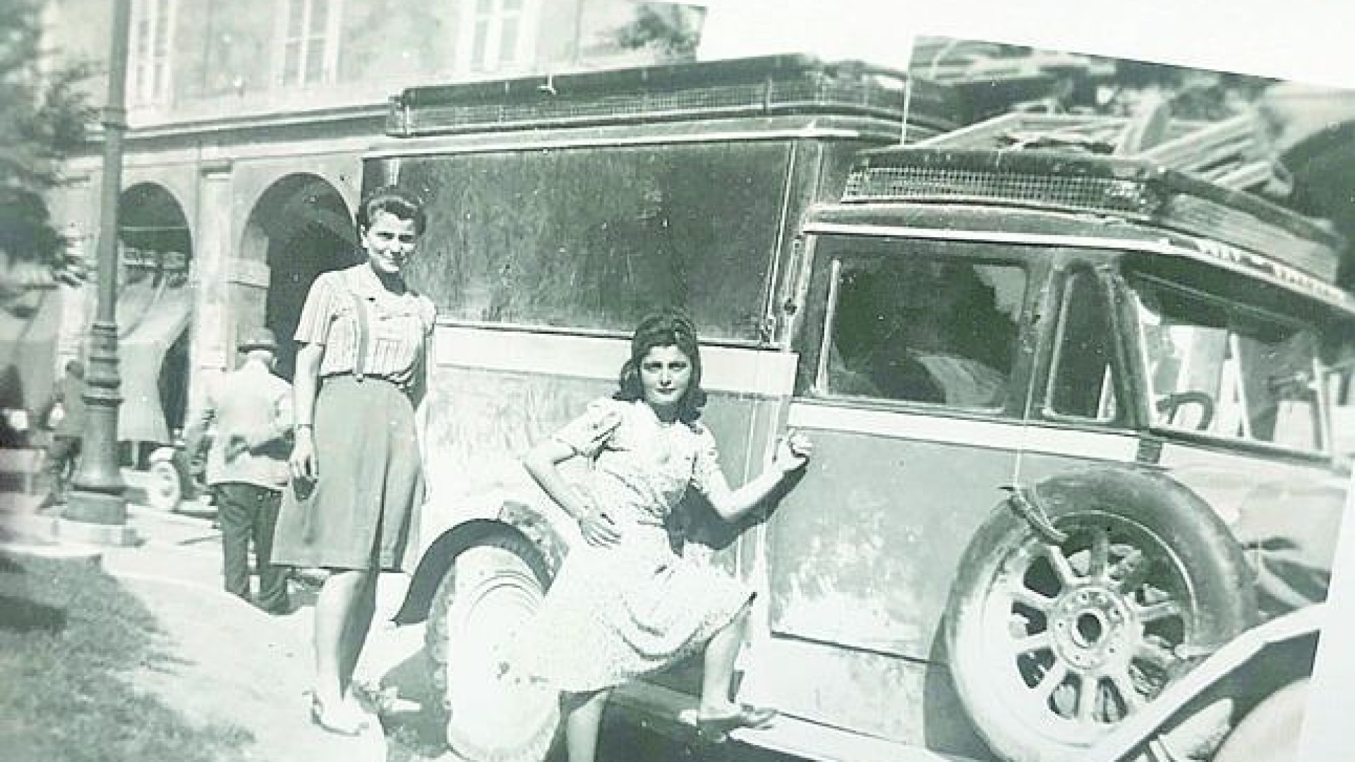 Ecco la licenza numero uno del mercato di piazza Duomo: correva l'anno 1916