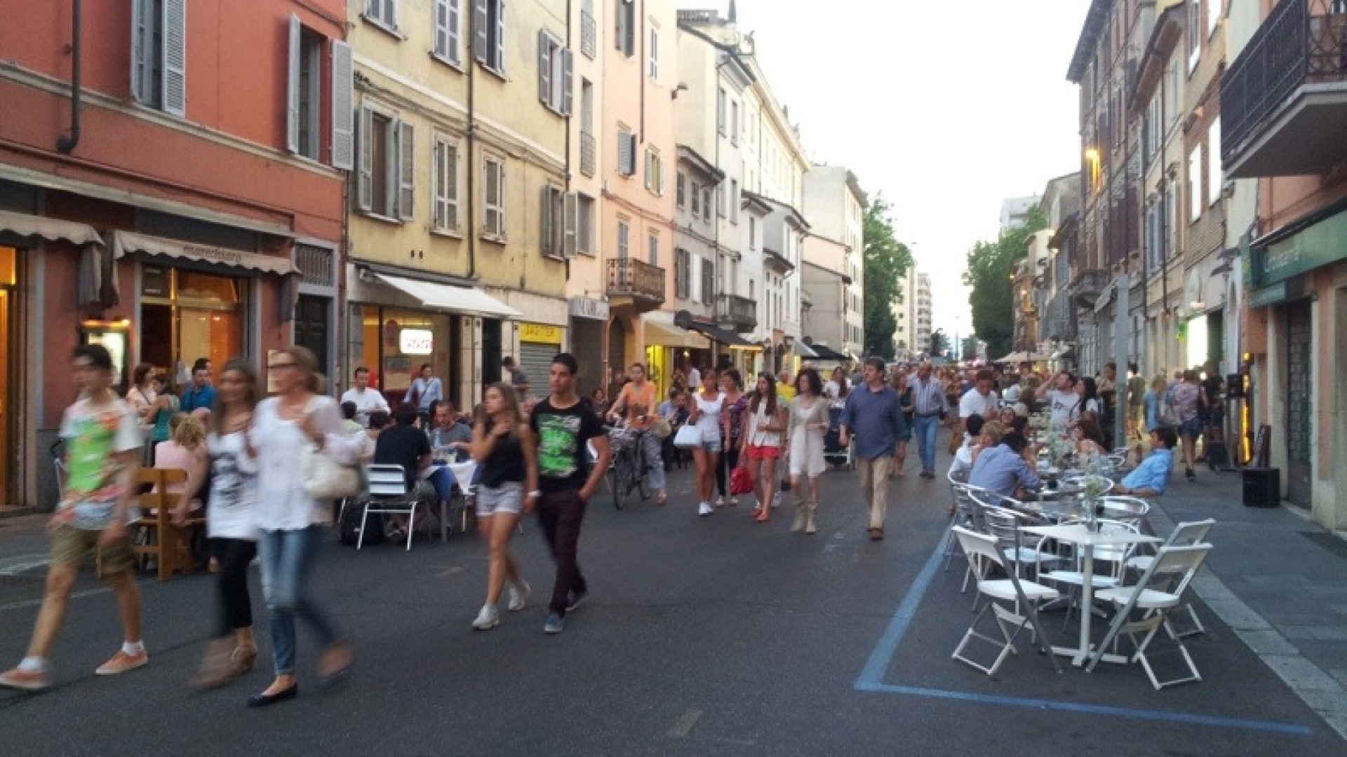 La città si riversa in centro storico: partono alla grande i venerdì piacentini