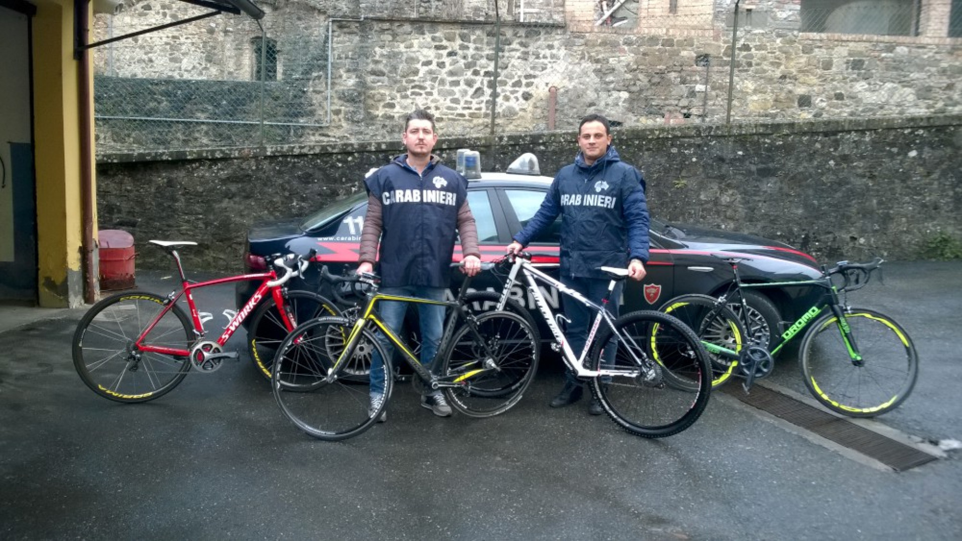 Gossolengo, vendevano online bici da corsa rubate. Denunciati padre e figlio