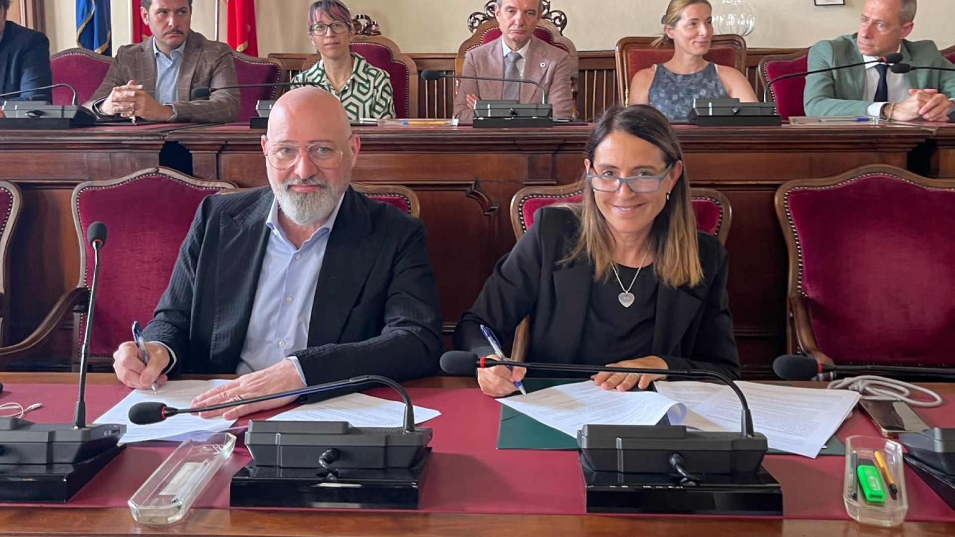 Dalla nuova biblioteca alle eco-pensiline in città. "Oltre 10 milioni per l'innovazione"