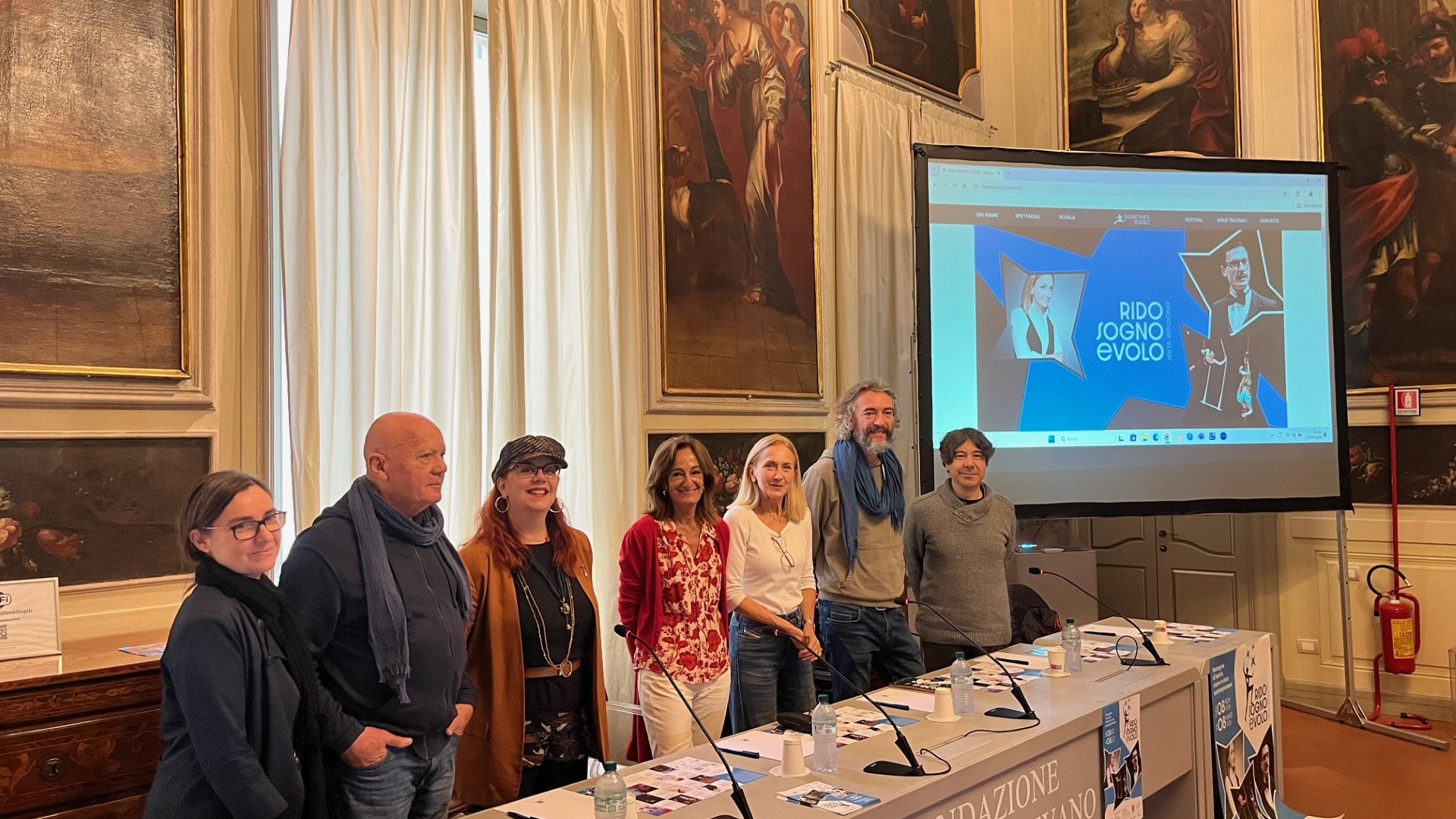 "Rido, sogno e volo": Claudia Penoni apre la rassegna del Teatro Manicomics