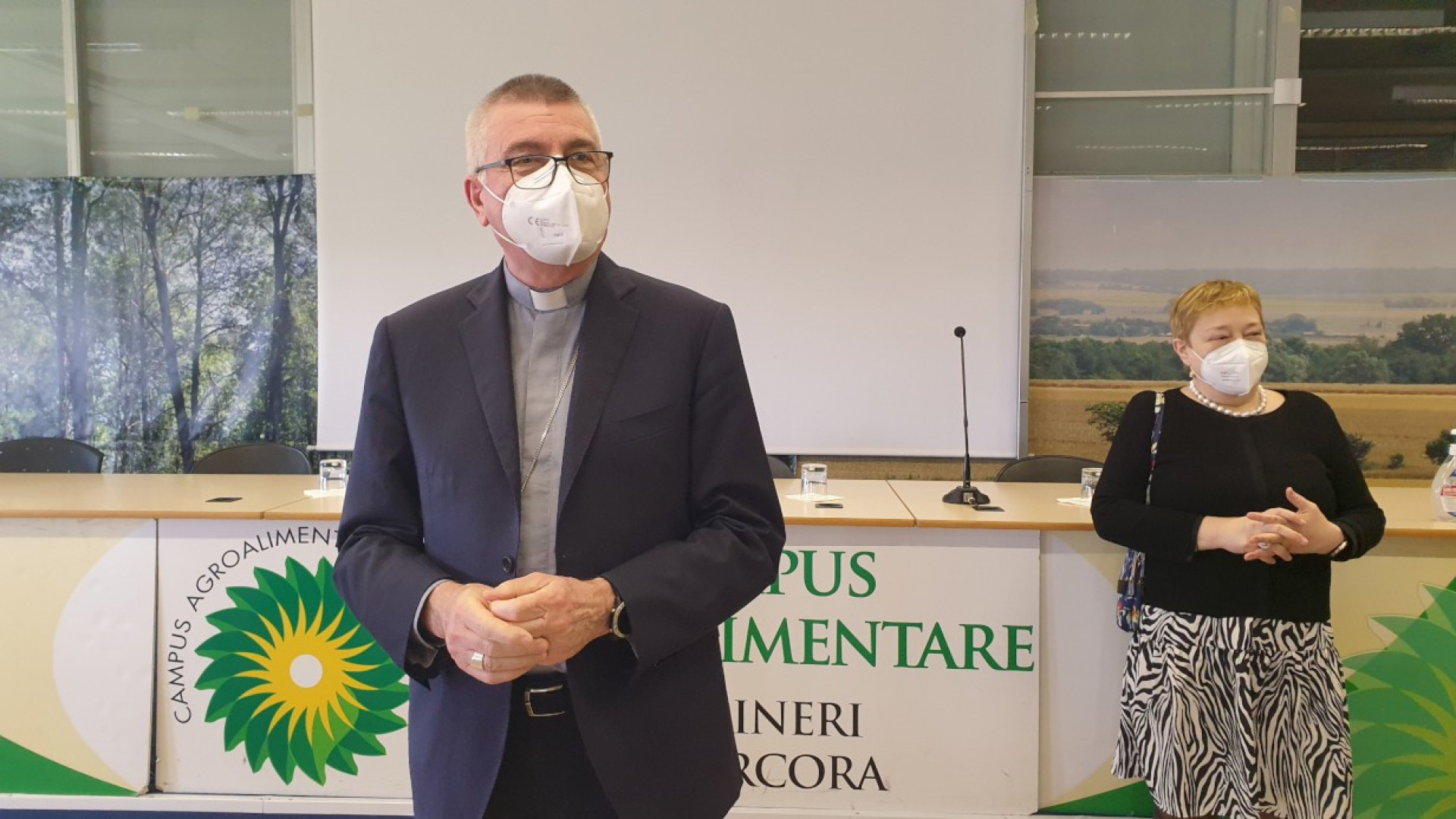 Il vescovo al Raineri Marcora: "Condivisione e ospitalità valori fondamentali"