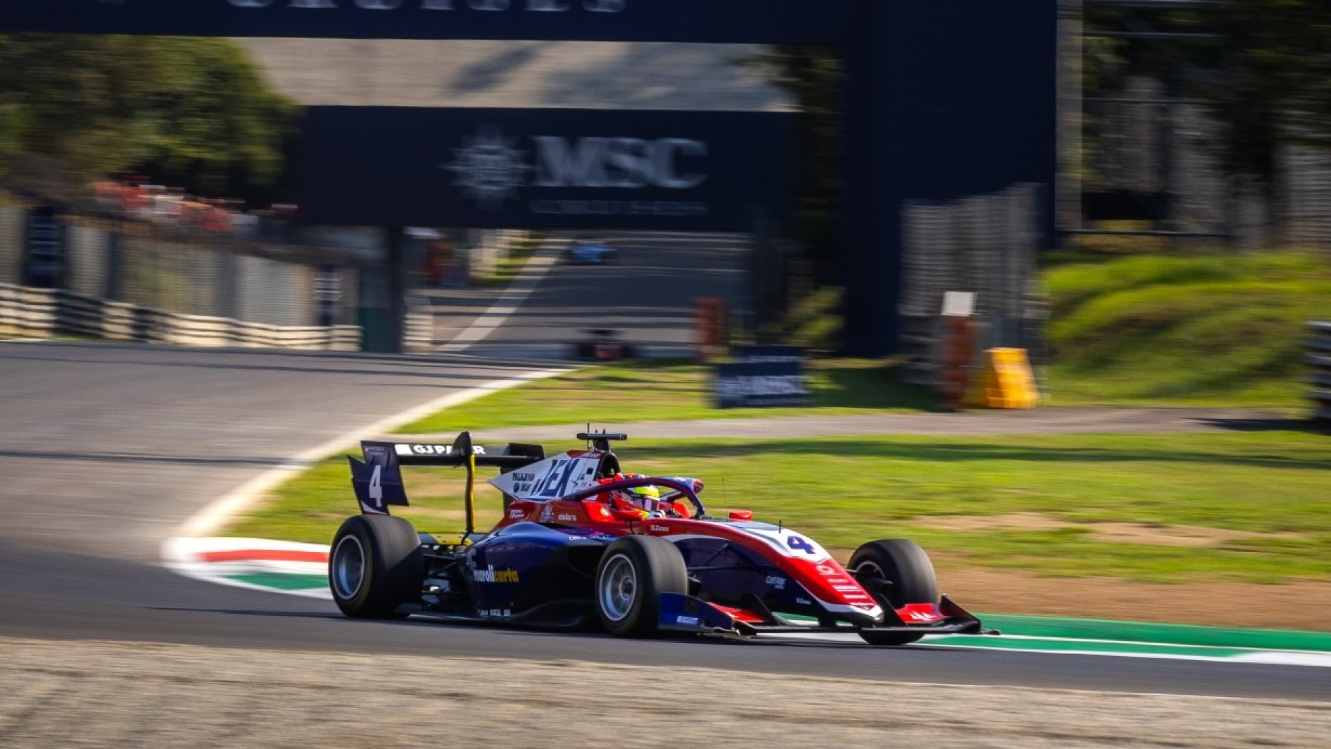 Formula 3, Fornaroli chiude ottavo la Sprint Race a Monza: domani gran finale
