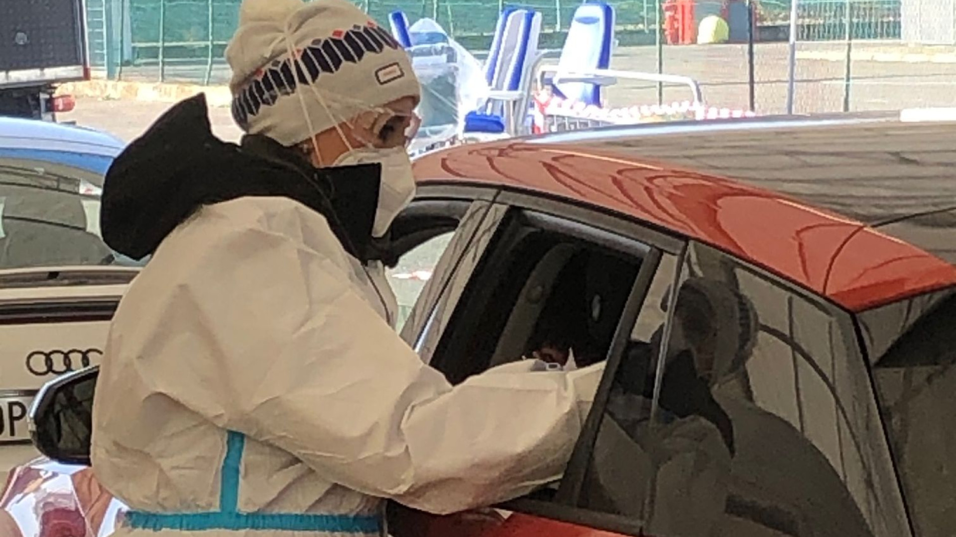 Tamponi in auto, operativa la centrale di Piacenza Expo: "In un giorno 1.600 esami"