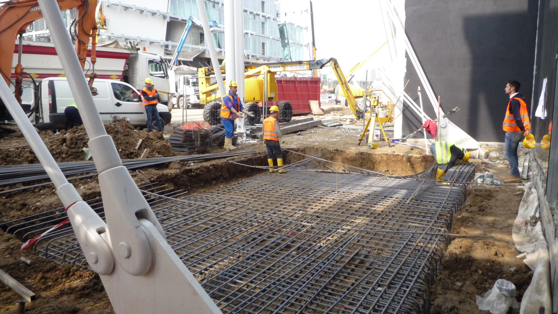 Expo 2015: Piazzetta Piacenza, al via gli scavi. Le foto