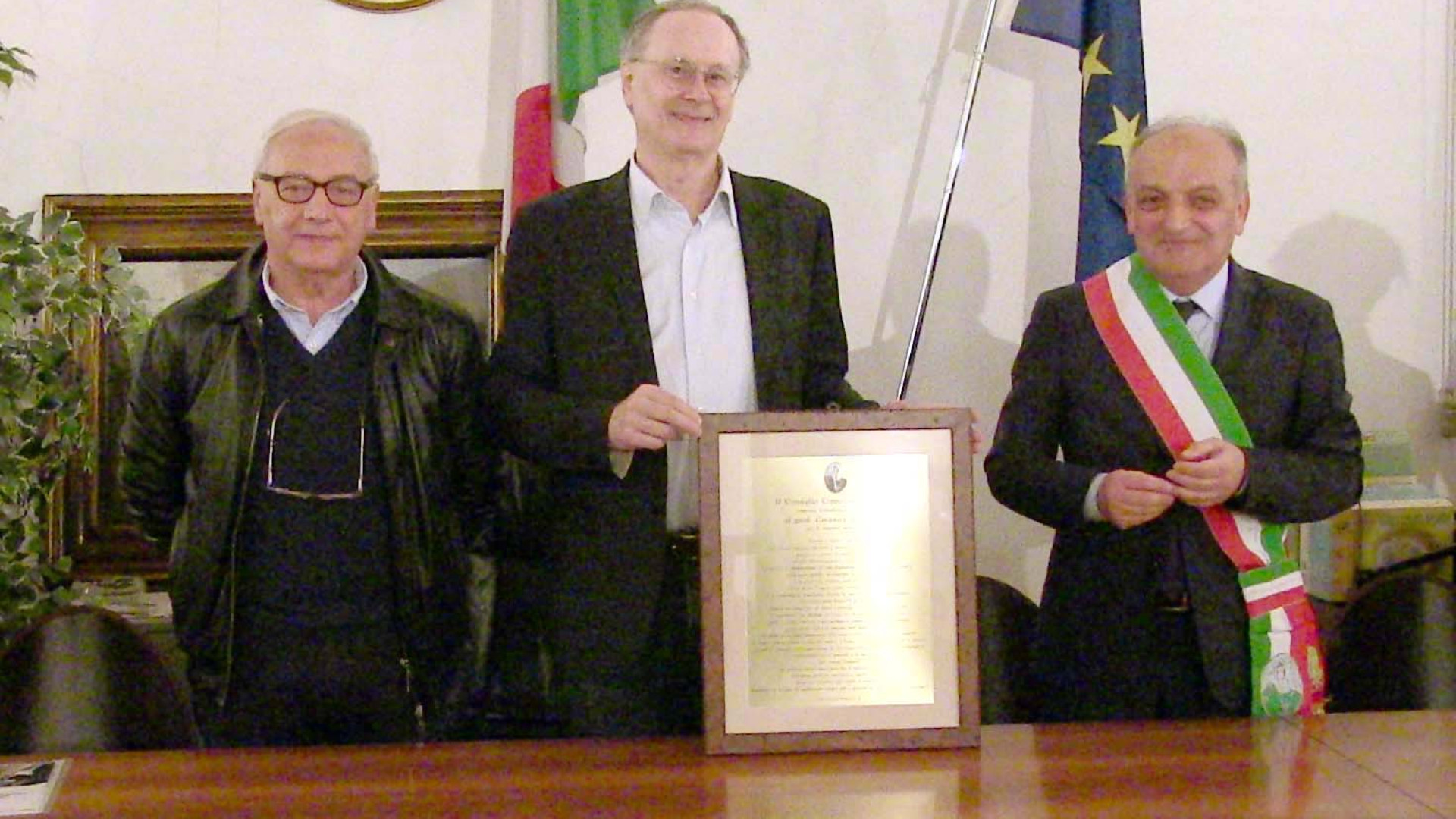 Il primario di oncologia Luigi Cavanna diventa cittadino onorario