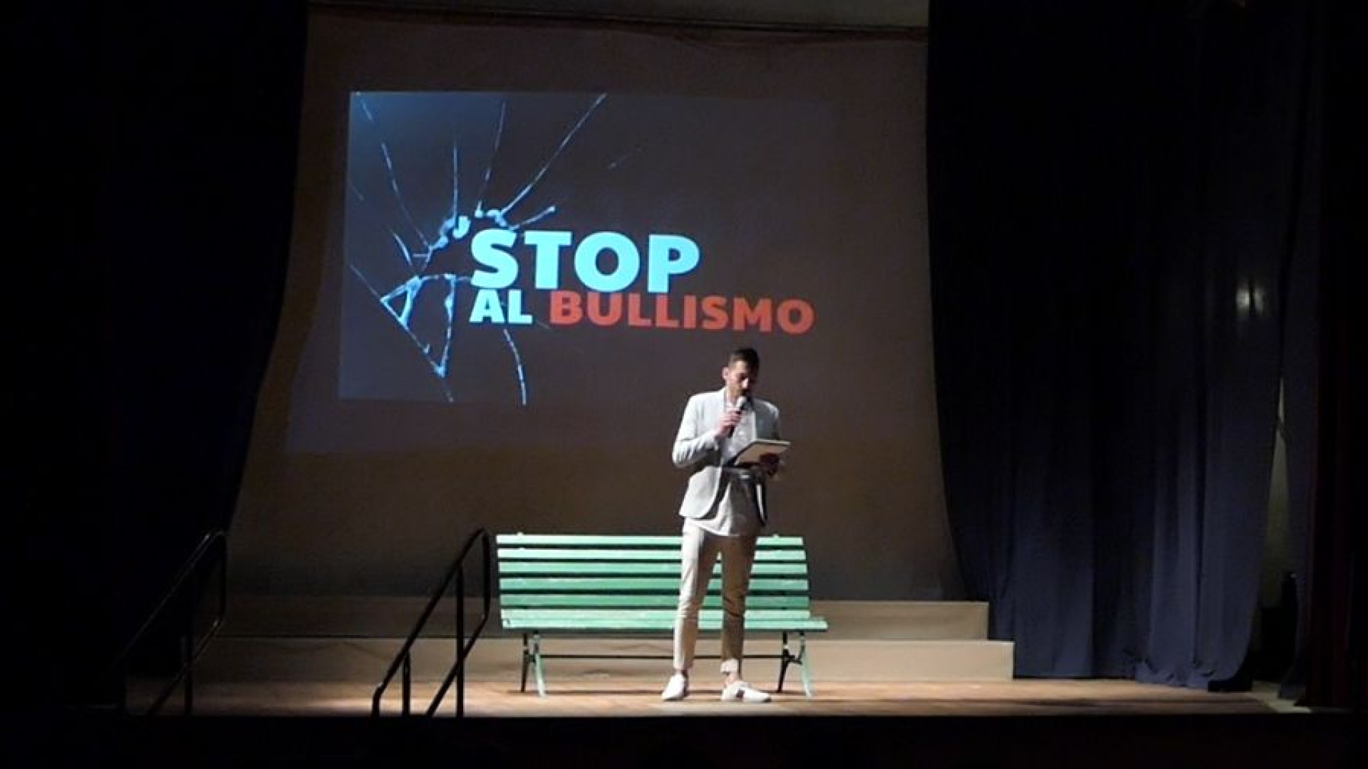 Trasformare il bullismo subìto in opportunità. La storia di Raffaele Capperi