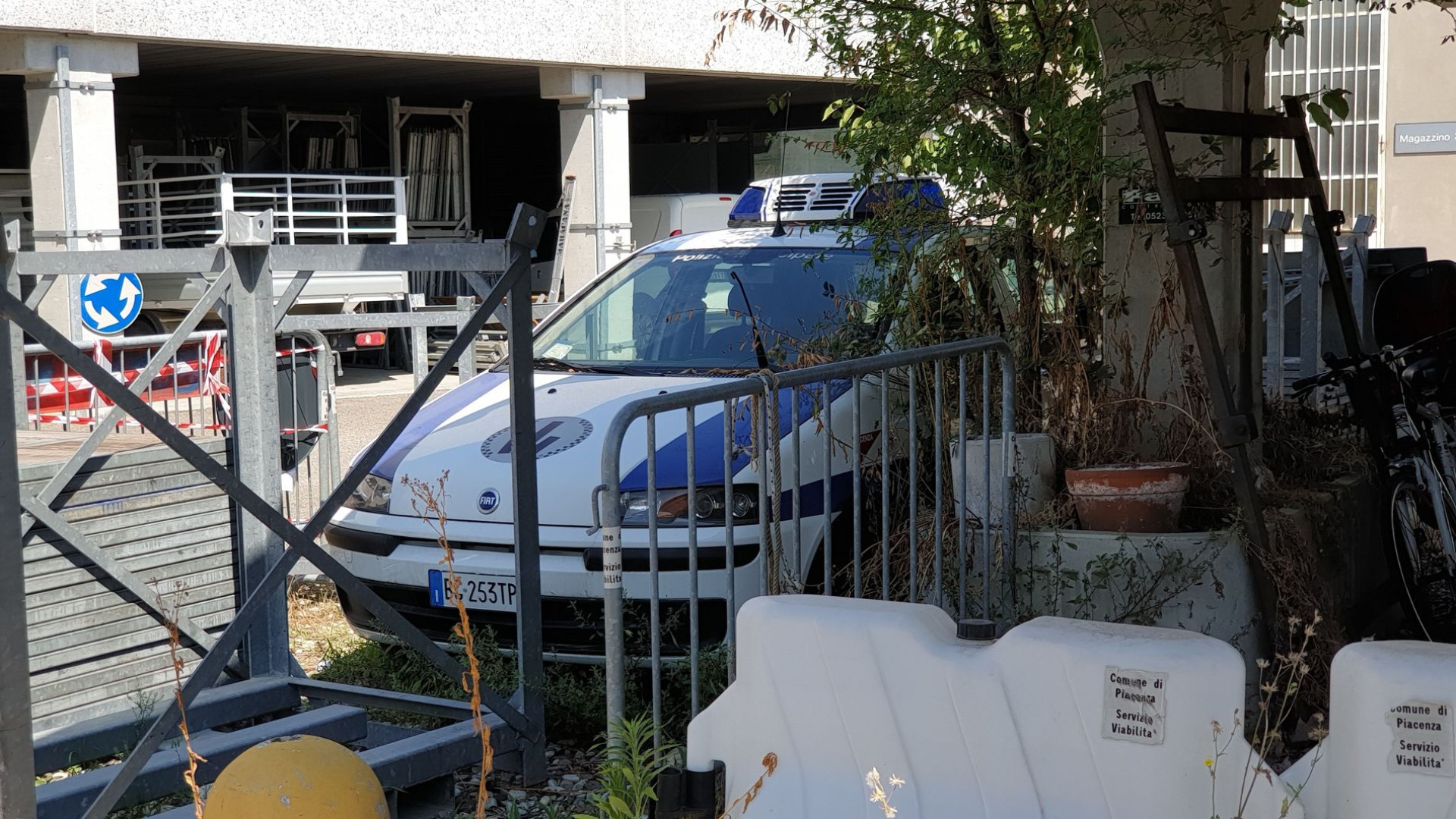 Ritrovato a Fossadello l'autocarro rubato dall'autorimessa della Polizia Municipale