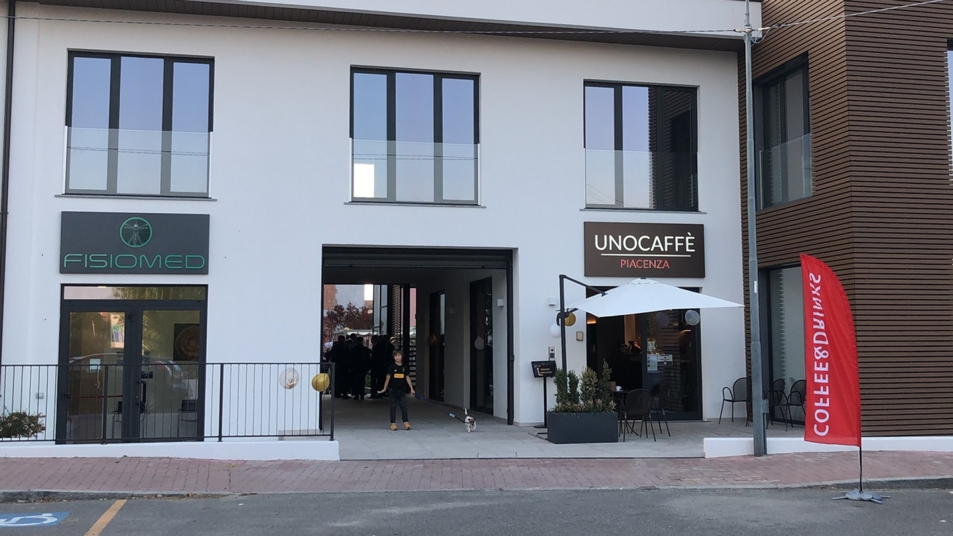 Via Colombo, l'ex ghiacciaia diventa un palazzo moderno: "Riqualificata la zona"