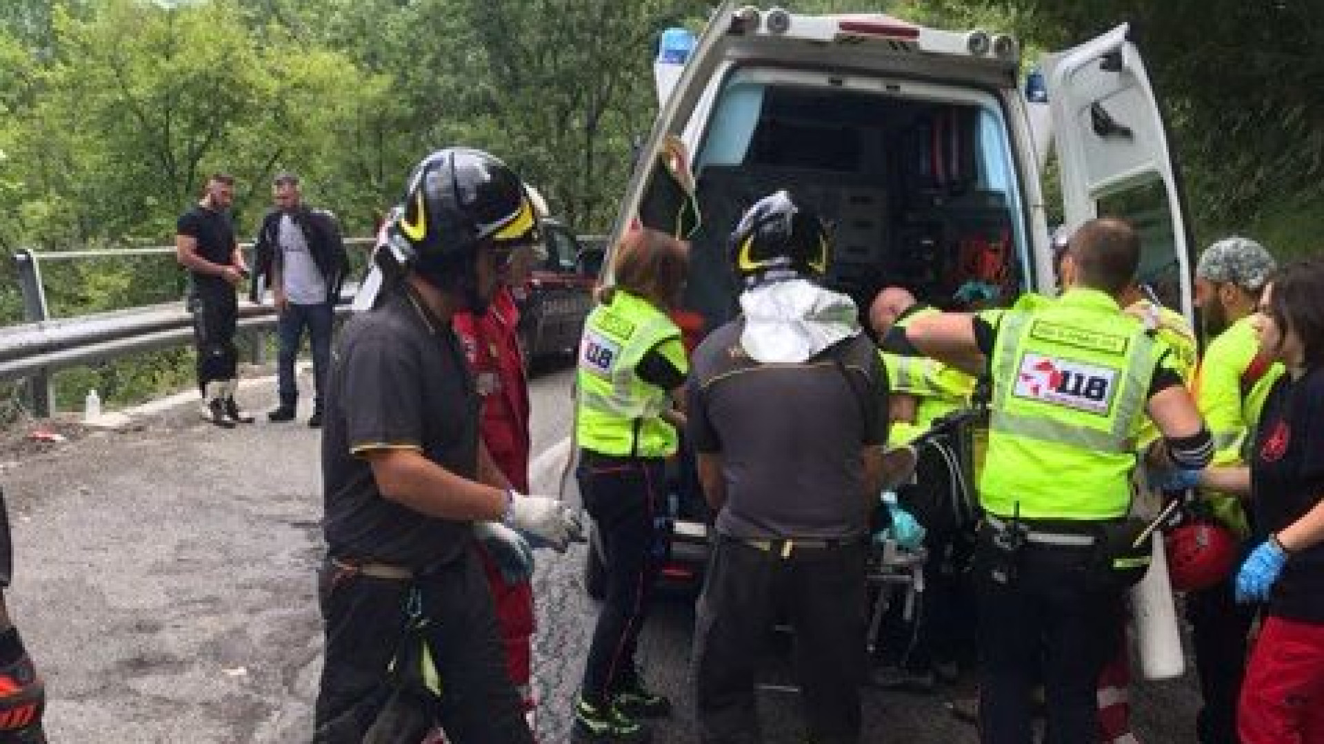 Traumi troppo gravi: morto il motociclista caduto ieri lungo la 45