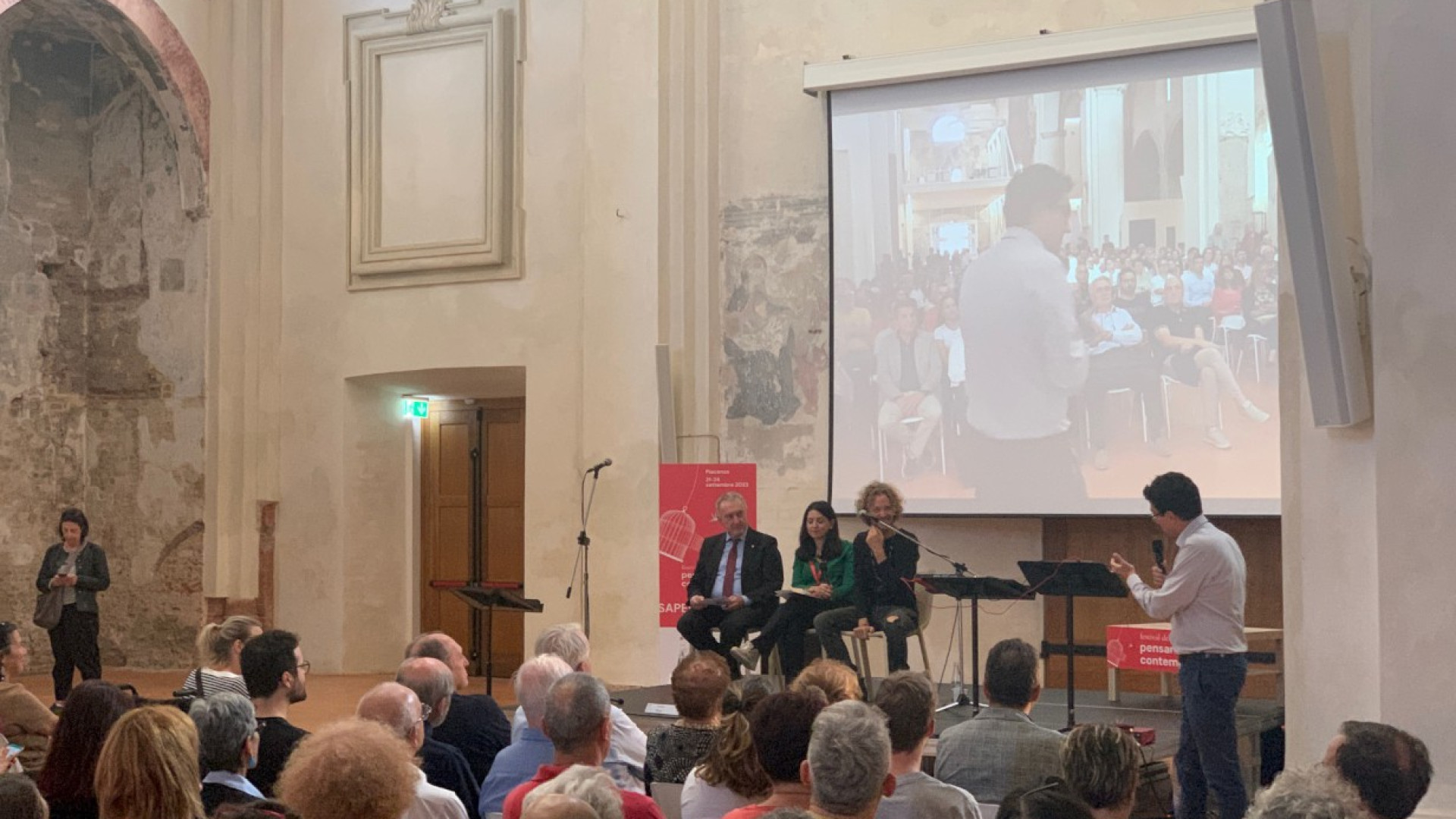 "Attratti dalla meraviglia". La fisica di Lucio Rossi incontra la musica di Alex Braga