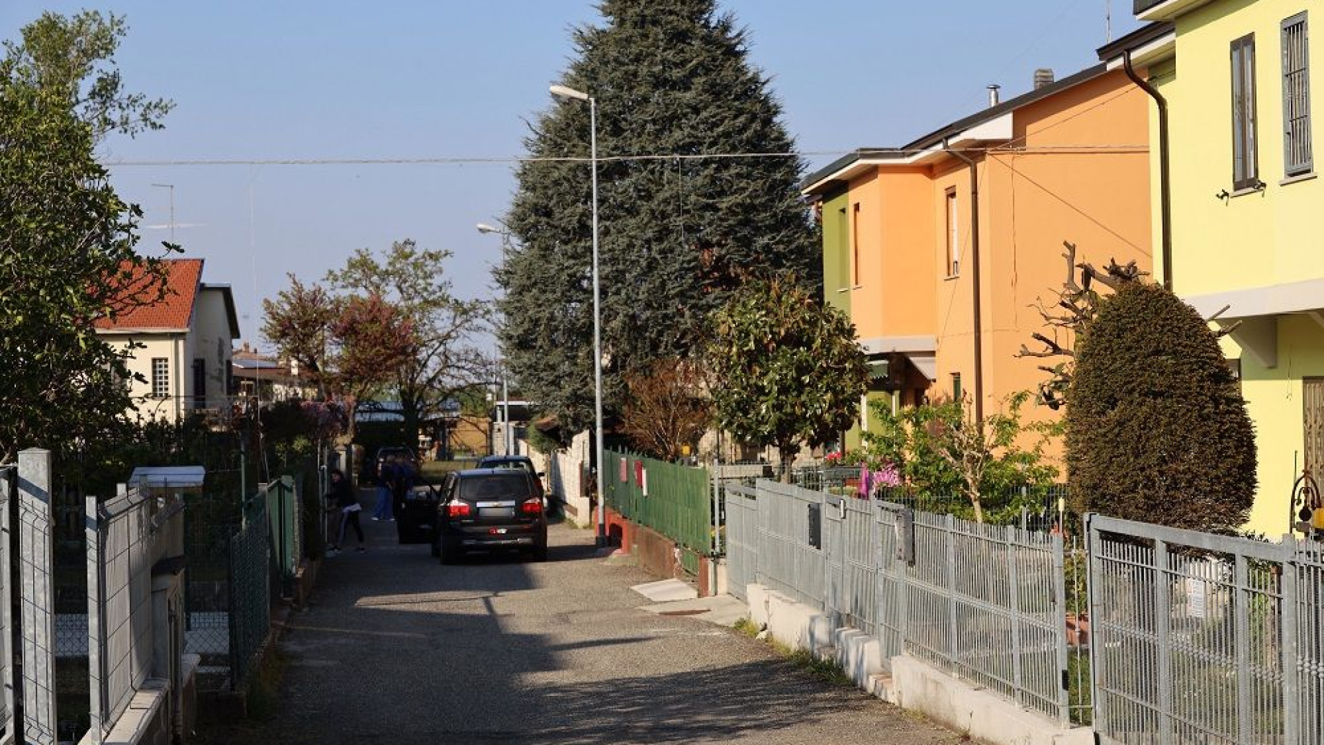 Niviano, la banda dell'Audi nera svaligia quattro case. Un cane narcotizzato