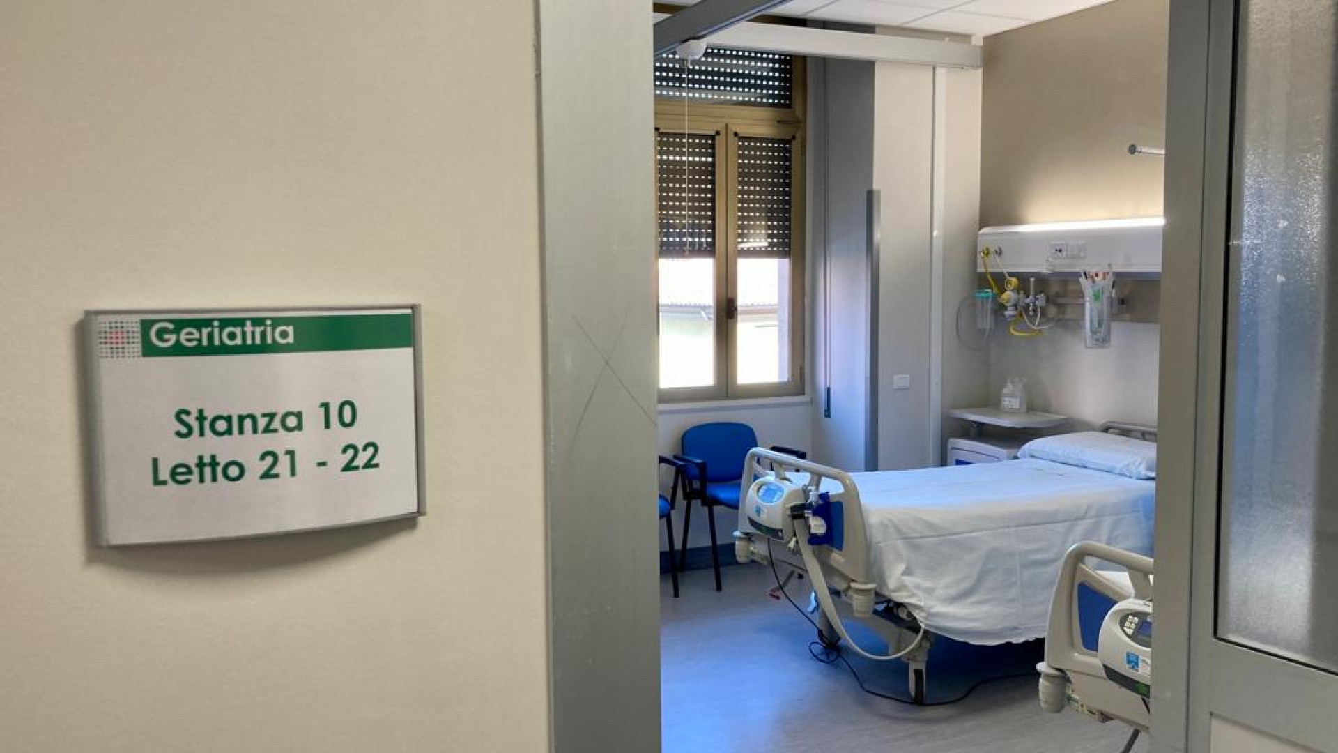 Sollevatori e bagni per disabili nella nuova Geriatria. Ma posti letto in leggero calo