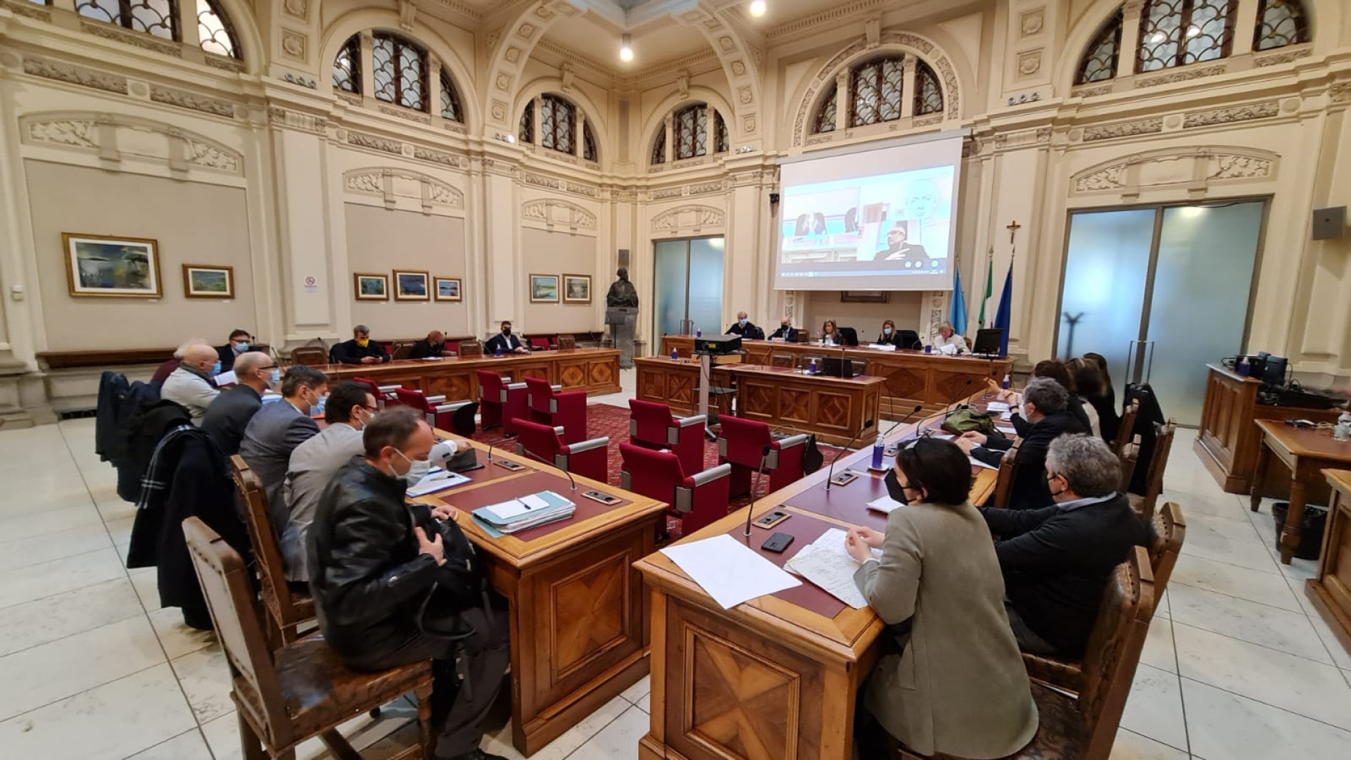 Pnrr, spazio alle idee: “Treni a idrogeno a Piacenza”. Nessun progetto da tre Comuni