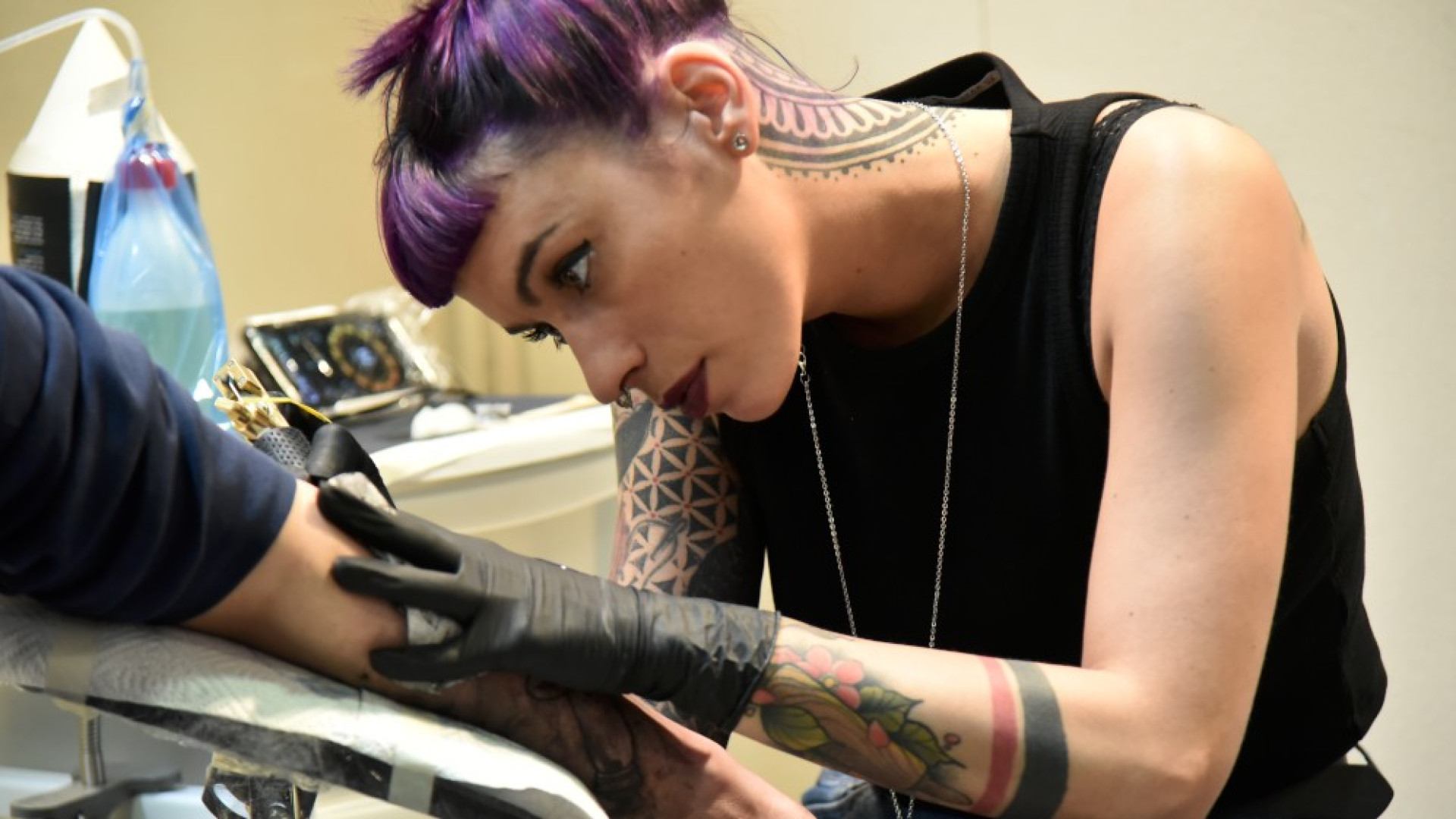 Cento tatuatori da tutta Italia alla convention di Piacenza Expo