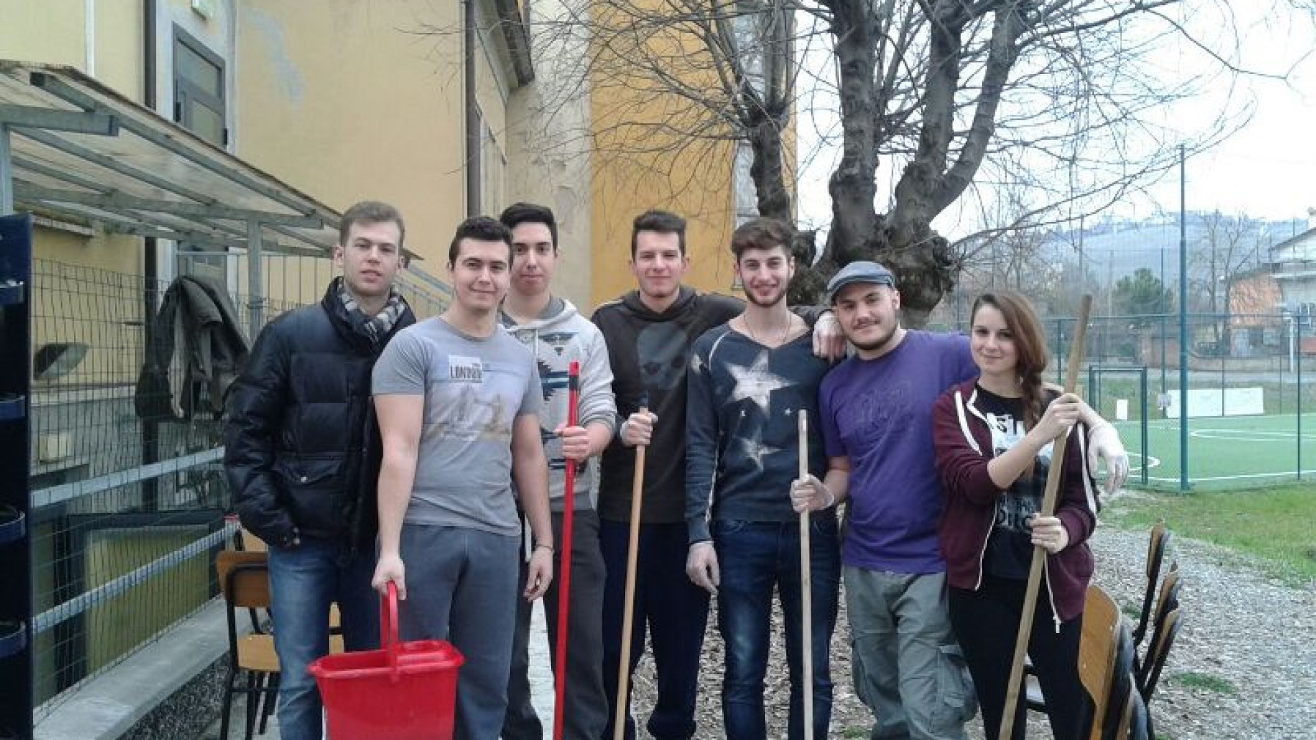 Trevozzo, si imbucano alla festa di compleanno e devastano l'oratorio