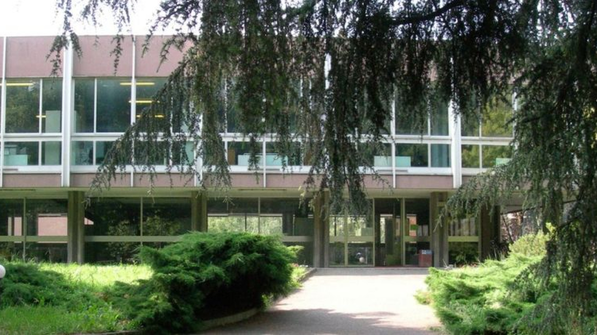 Edilizia scolastica, interventi per oltre 5,7 milioni di euro. Lavori sismici in due istituti