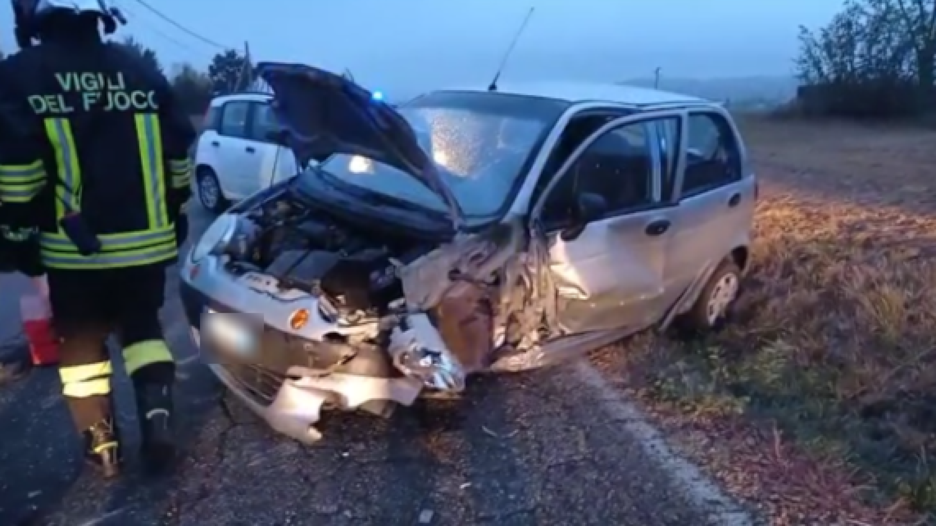 Agazzano, incidente frontale a Rivasso: quattro feriti tra cui un neonato