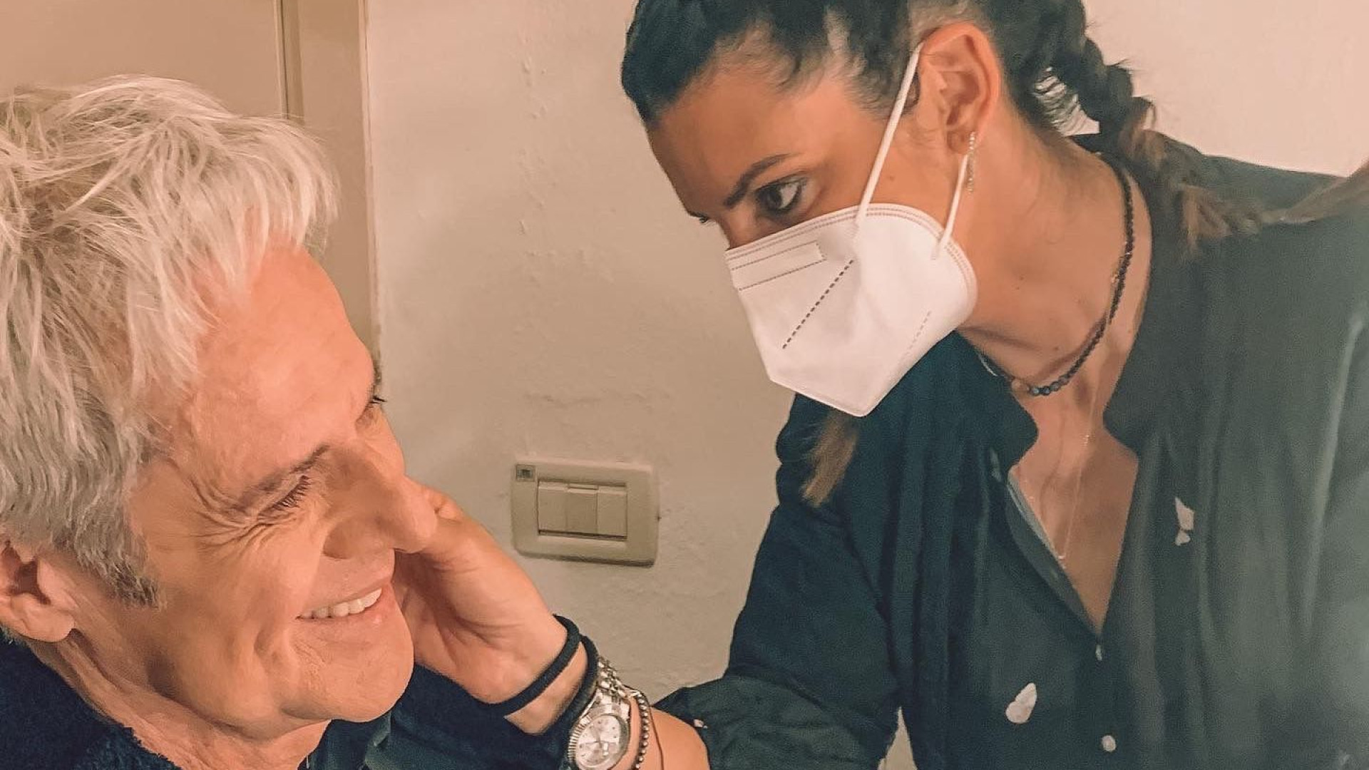 "Così esaudisco i desideri dei cantanti": la piacentina che trucca Antonacci e Baglioni