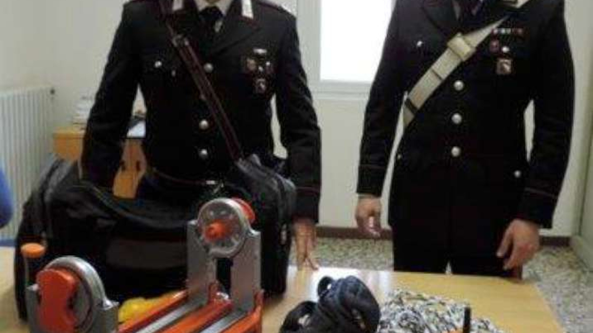 Tentato furto al Mercatone Uno di Rottofreno, preso un ladro