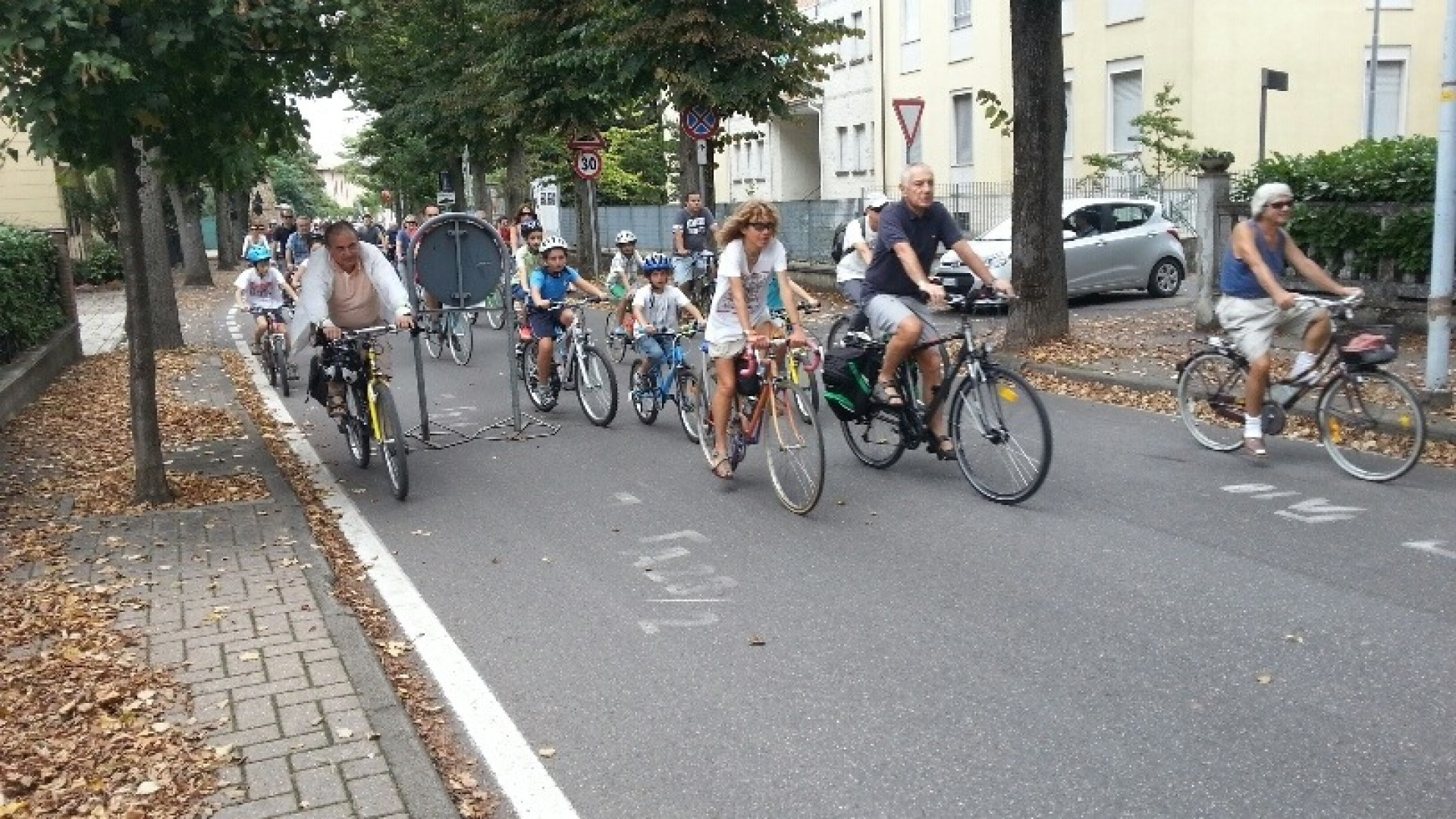 Tutti in bici lungo il Trebbia. Successo per la nuova ciclovia