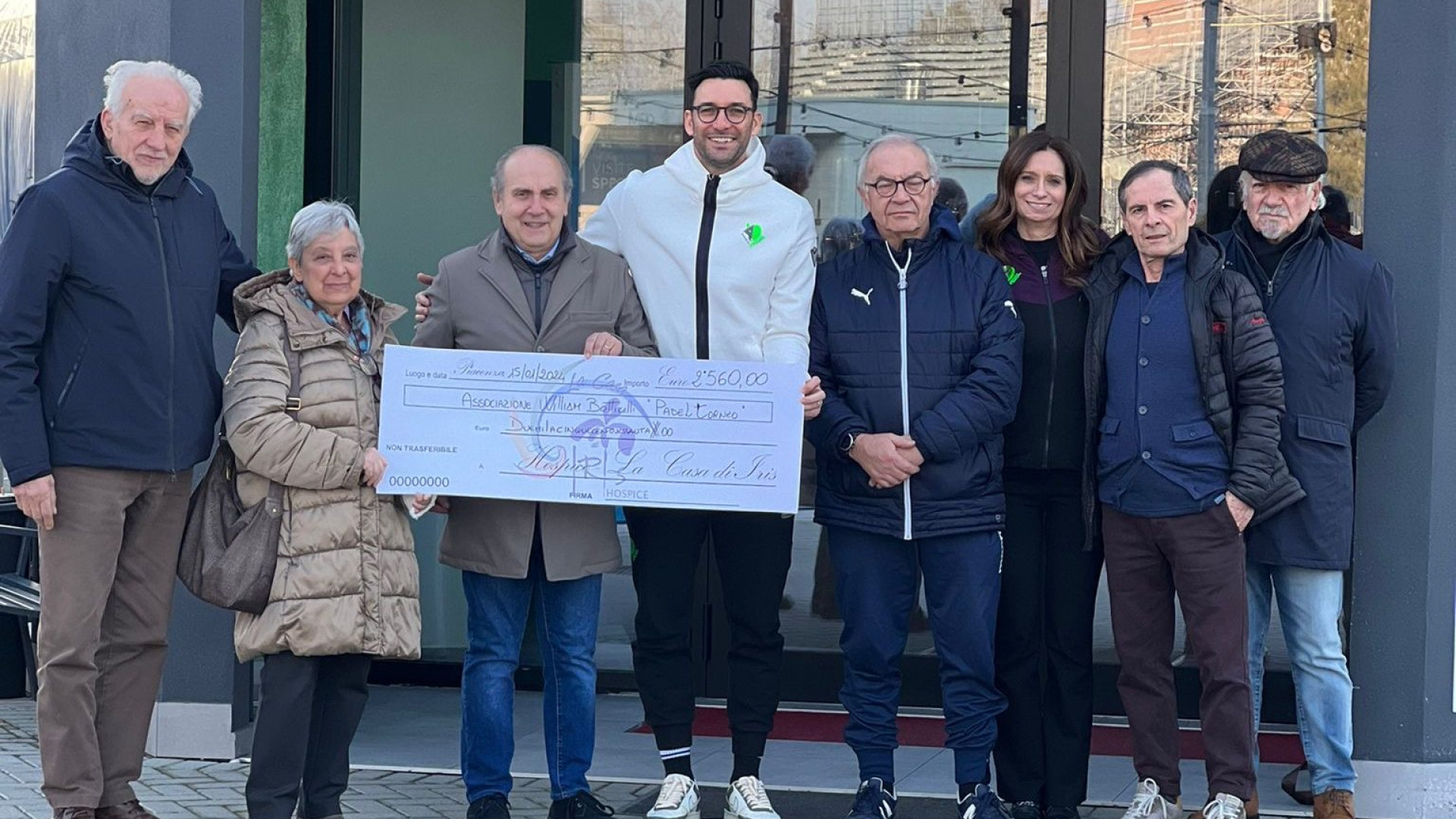 "Lo sport è vicino alla Casa di Iris". Grazie al torneo di padel 2.560 euro per l'Hospice