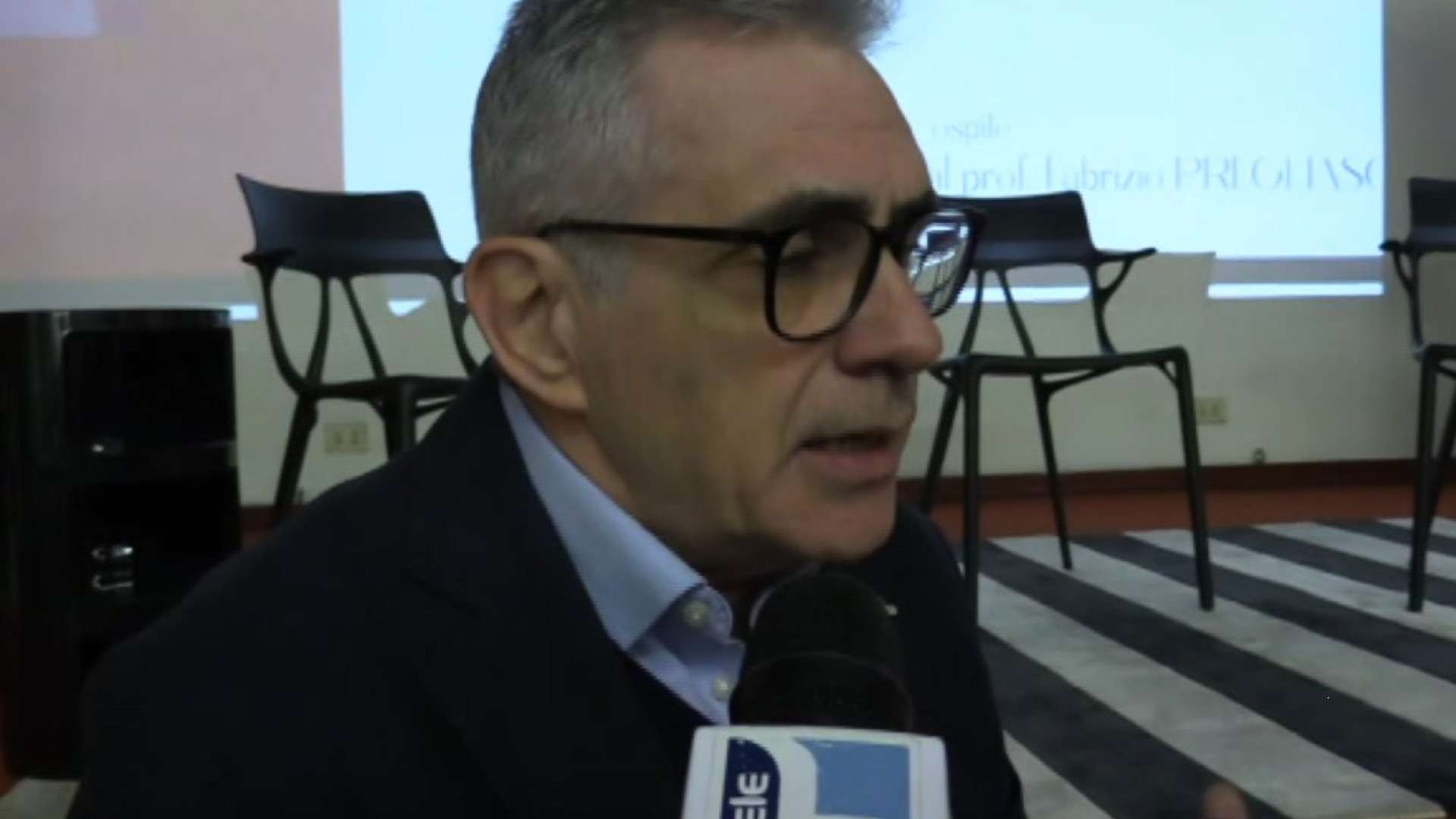 Pregliasco: "Covid rabbonito ma è ancora una patologia a rischio vita per i più fragili"