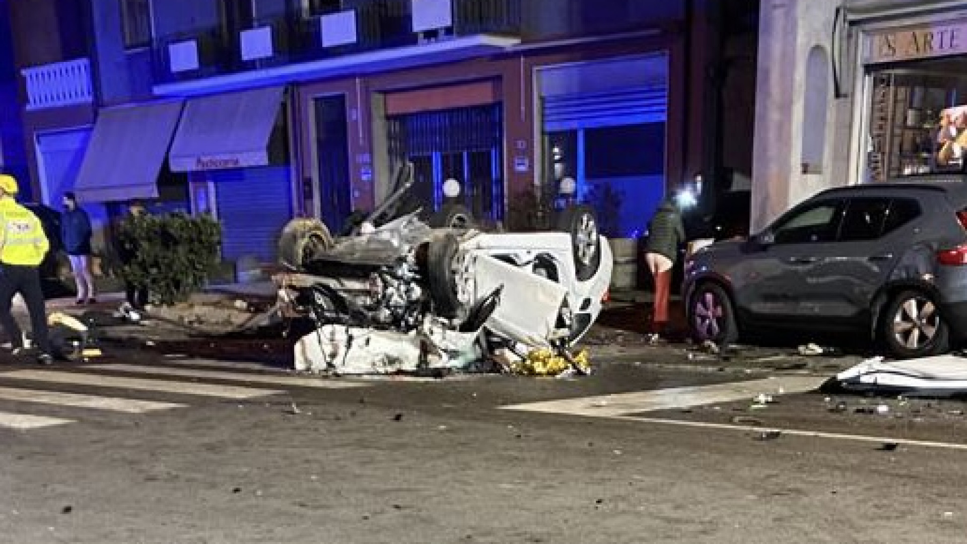 Schianto nella notte a Podenzano, uno dei feriti in condizioni disperate