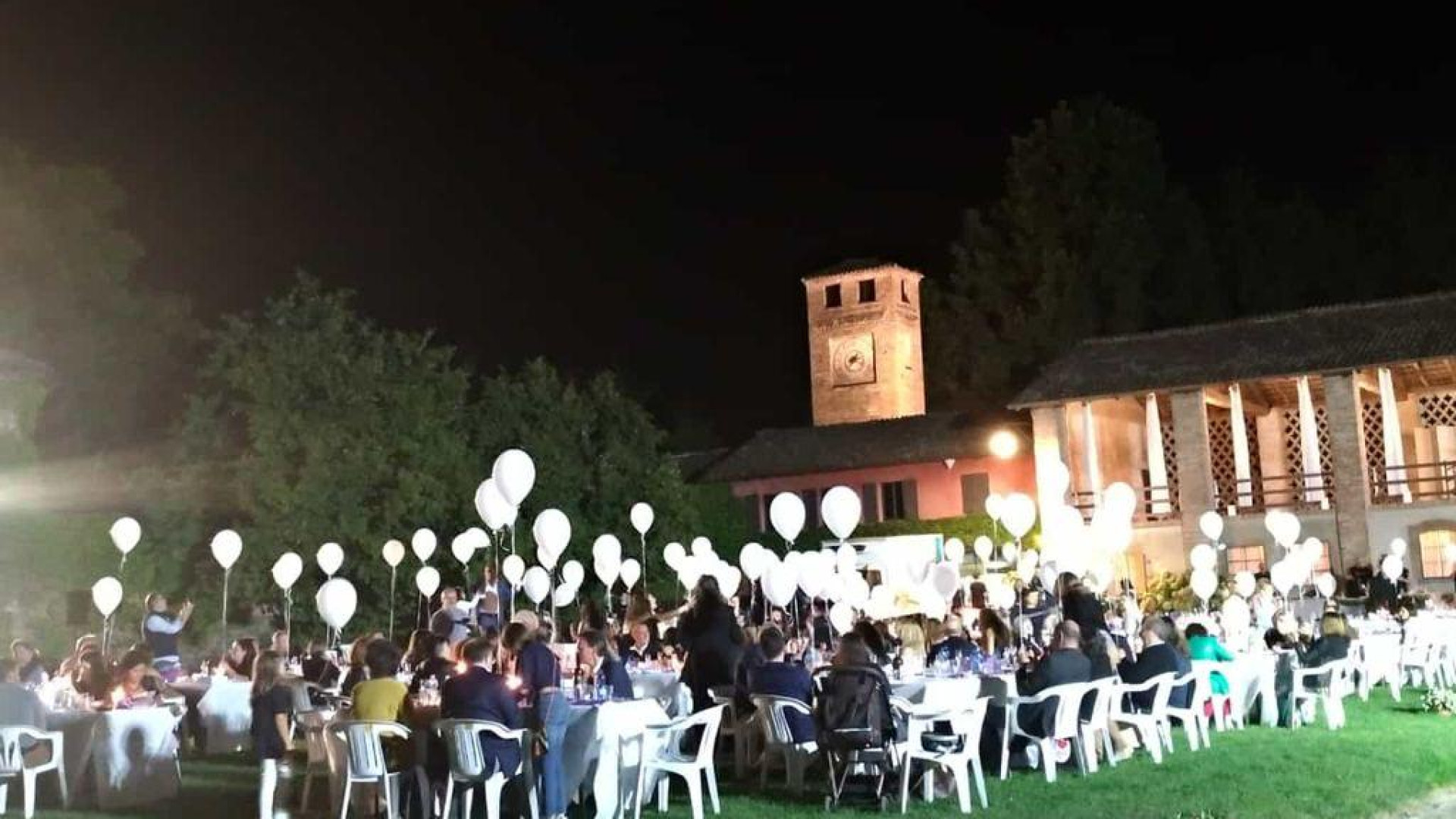 Ricerca contro il tumore del pancreas, 300 prenotati per la cena al castello di Paderna