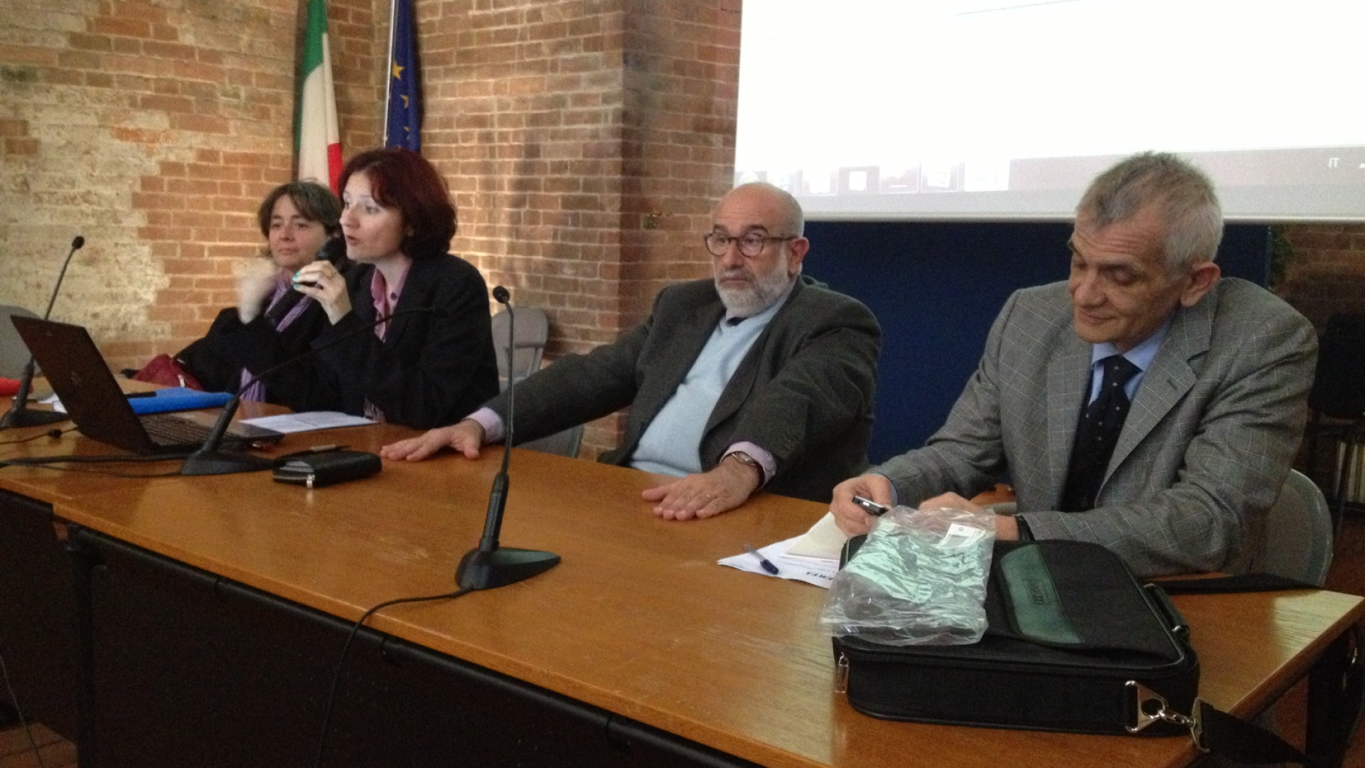 "Nuova anagrafe", i Comuni piacentini a lezione da Istat e prefettura