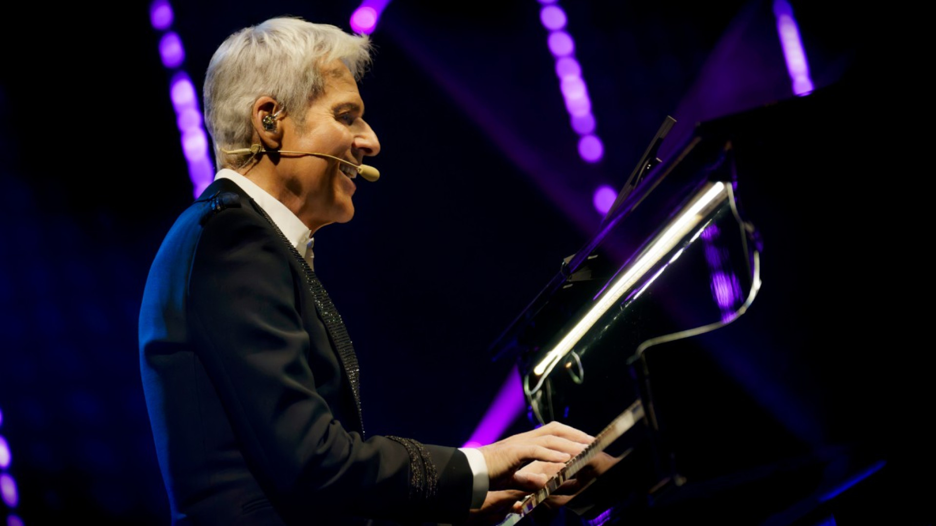 Stasera il "Piano di volo" porta Baglioni al Municipale: "Sono un pilota solitario"
