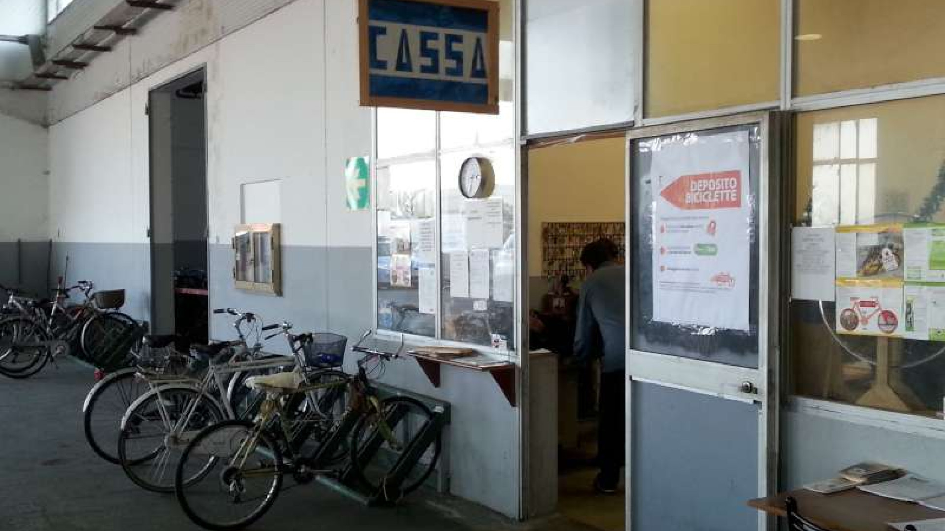 Deposito biciclette in stazione: nuovo badge gratuito per gli abbonati